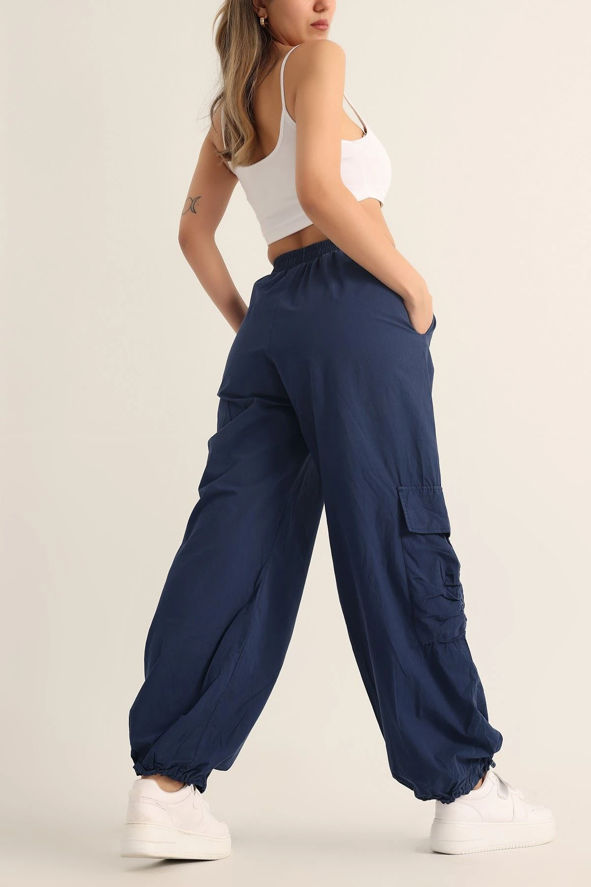 Bel ve Paça Lastikli Bayan Kargo Pantolon Lacivert