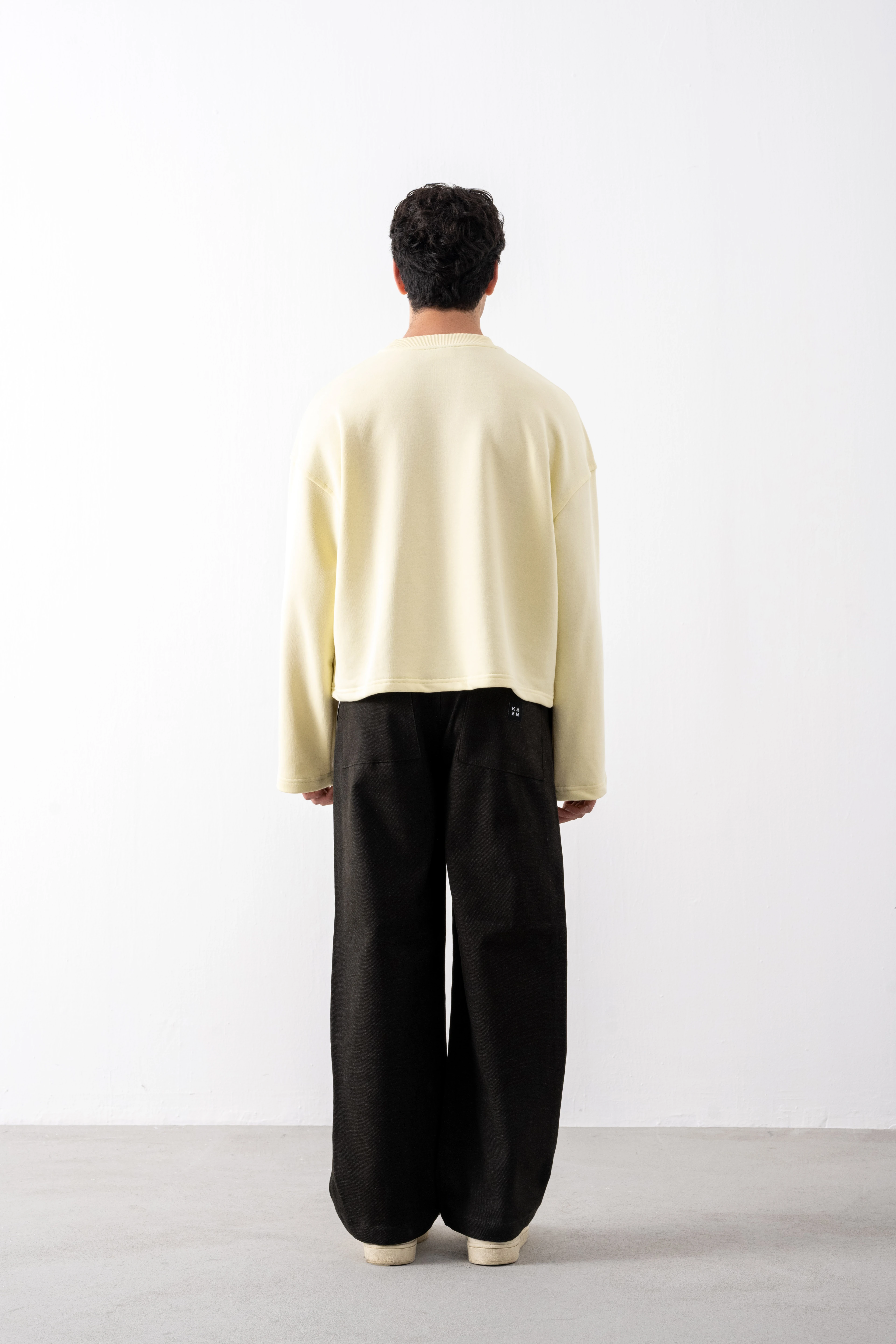 Ekru Cropped Boxy Fit Sweatshirt