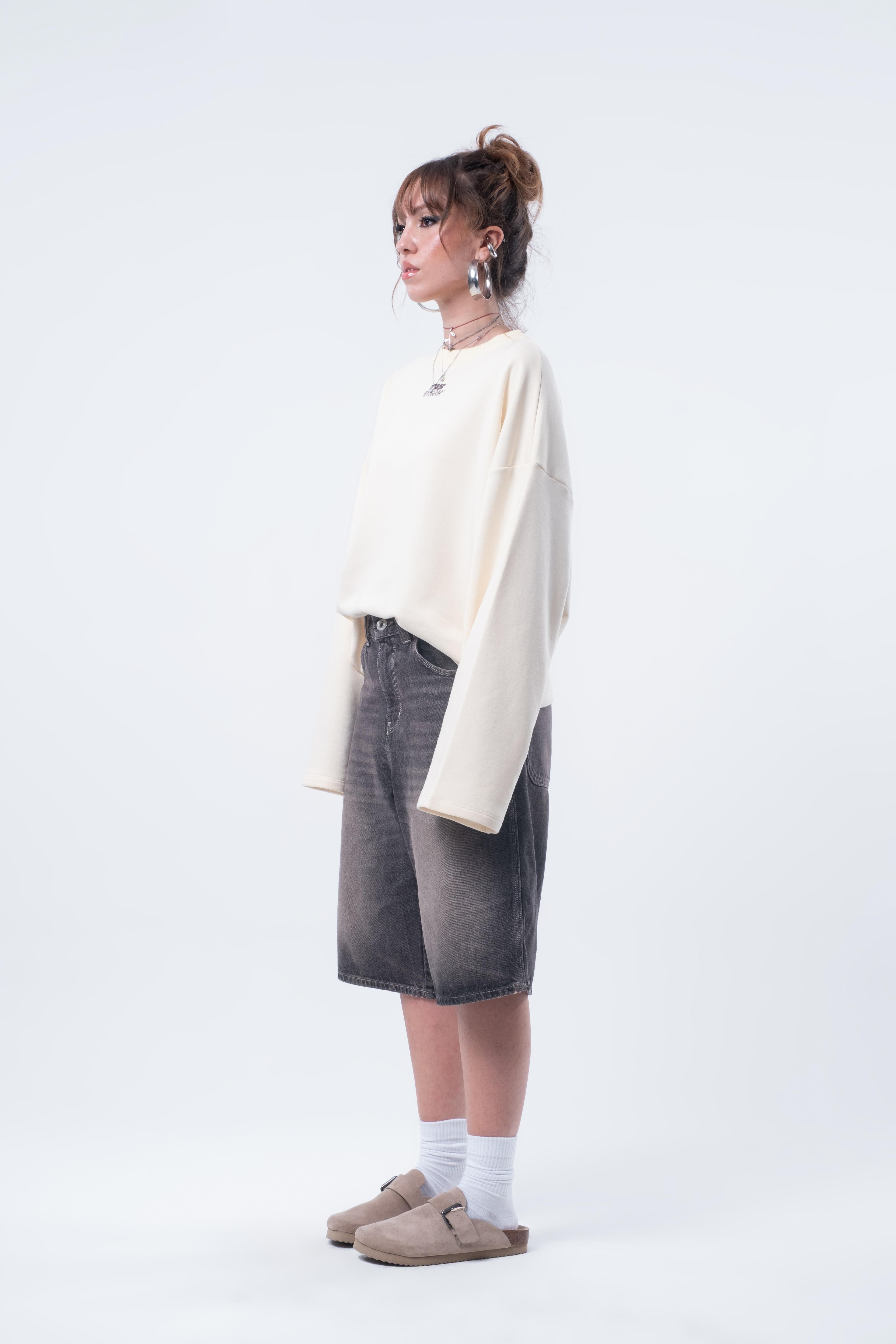 Uzun Kollu Boxy Fit Ecru Sweatshirt