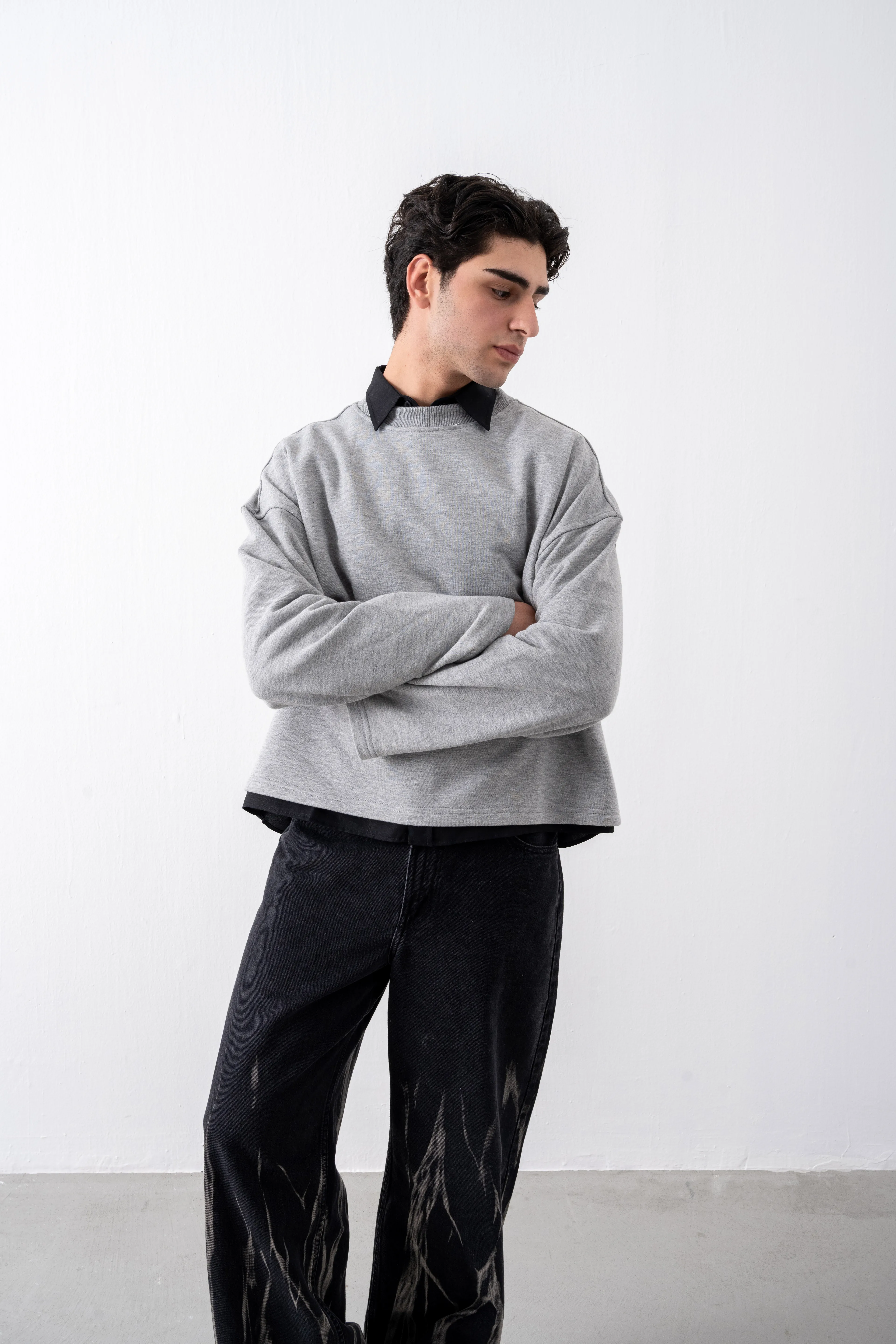 Grimelanj Cropped Boxy Fit Sweatshirt