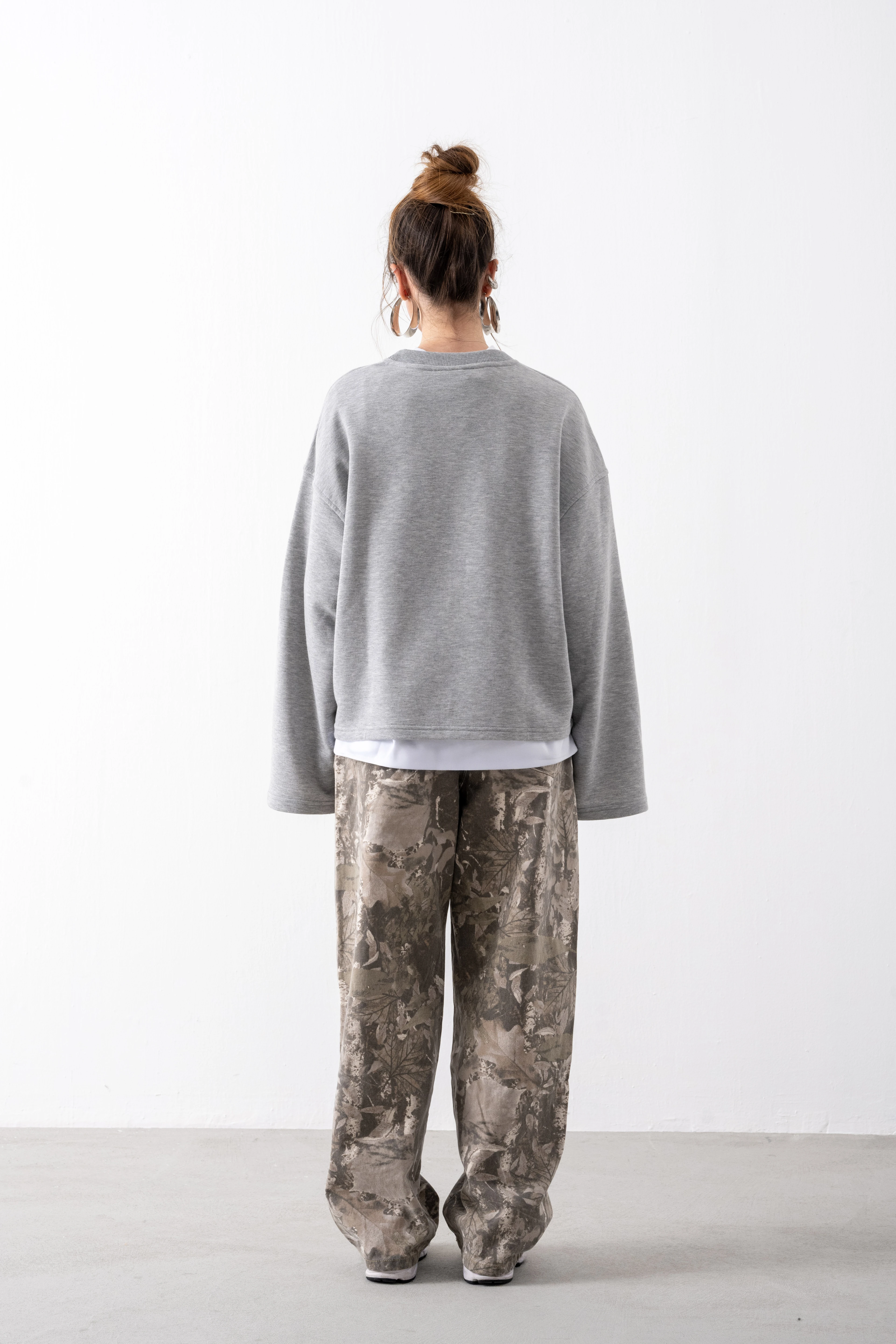 Grimelanj Cropped Boxy Fit Sweatshirt