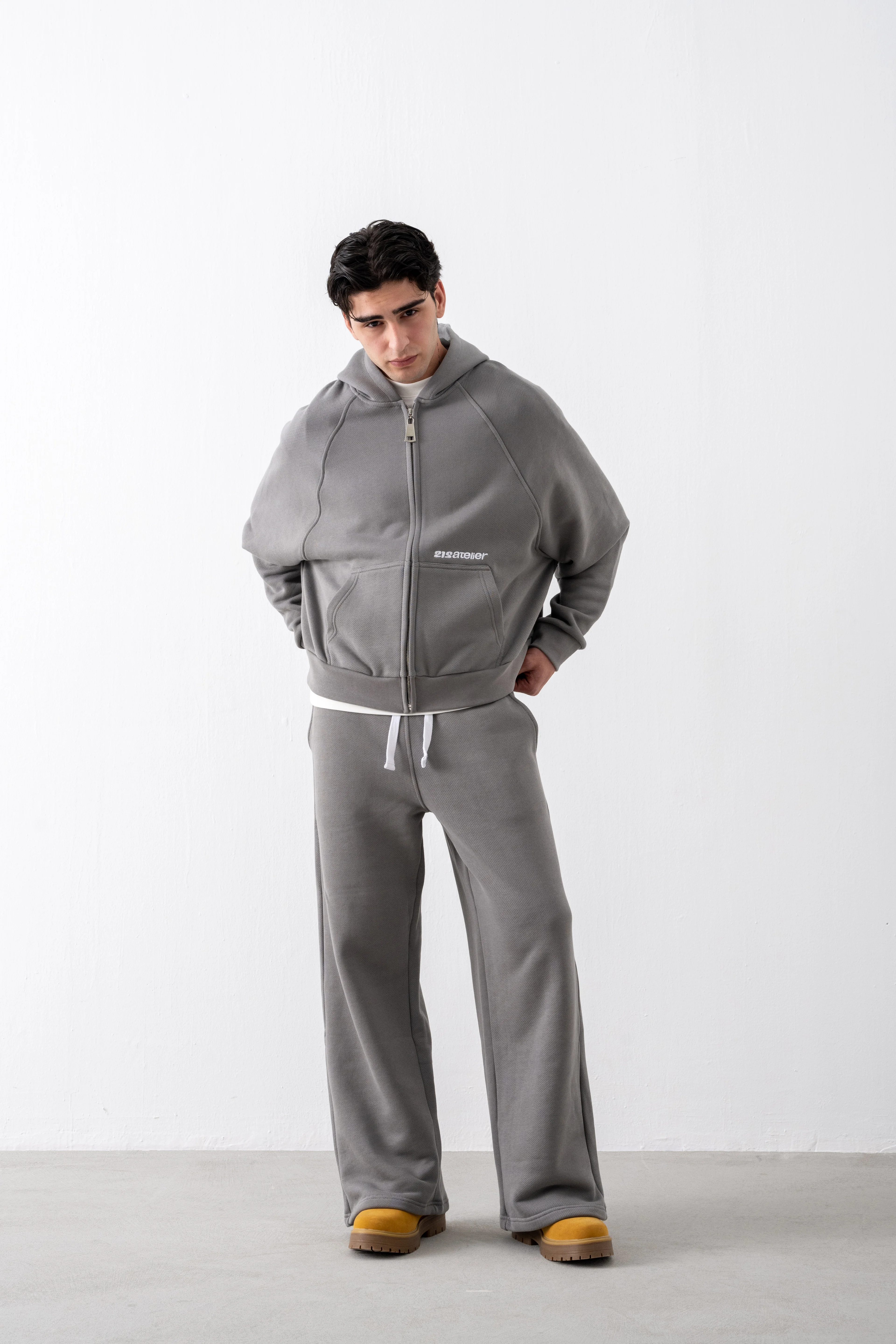 Gri The Core 500 Zip Sweatshirt