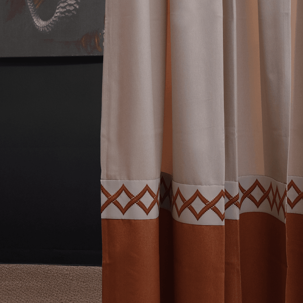 Geometrik Desenli İki Renkli Modern Perde Bordür
