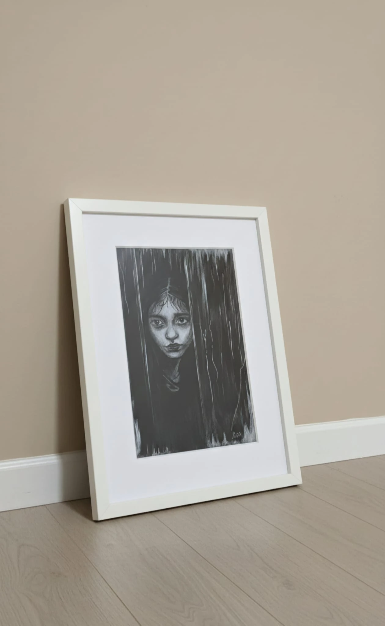 Siyah Kağıt Üzerine Beyaz Kalem Camdaki Kız Tablosu 35x50cm  2003