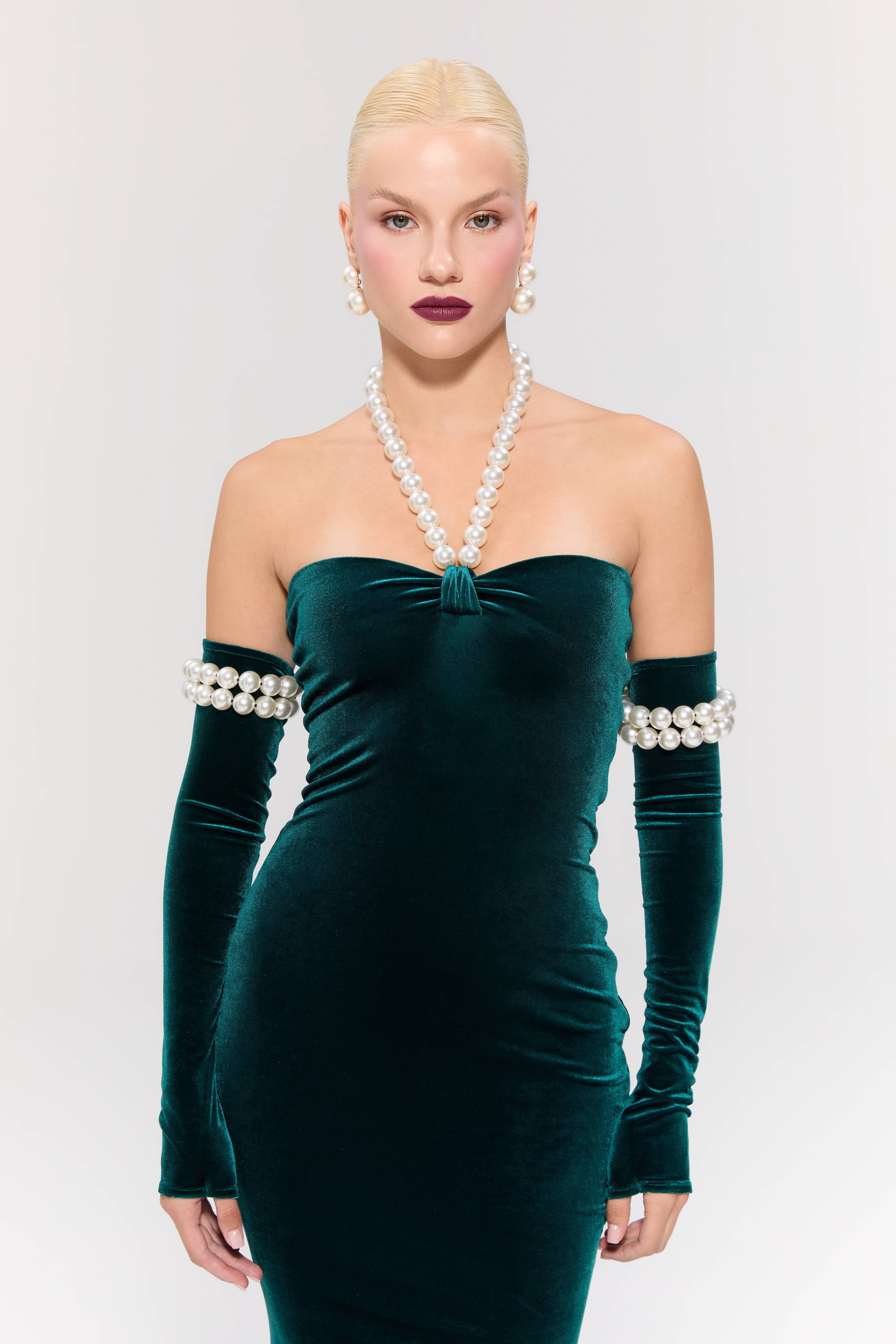 Dynasty Necklace Gown