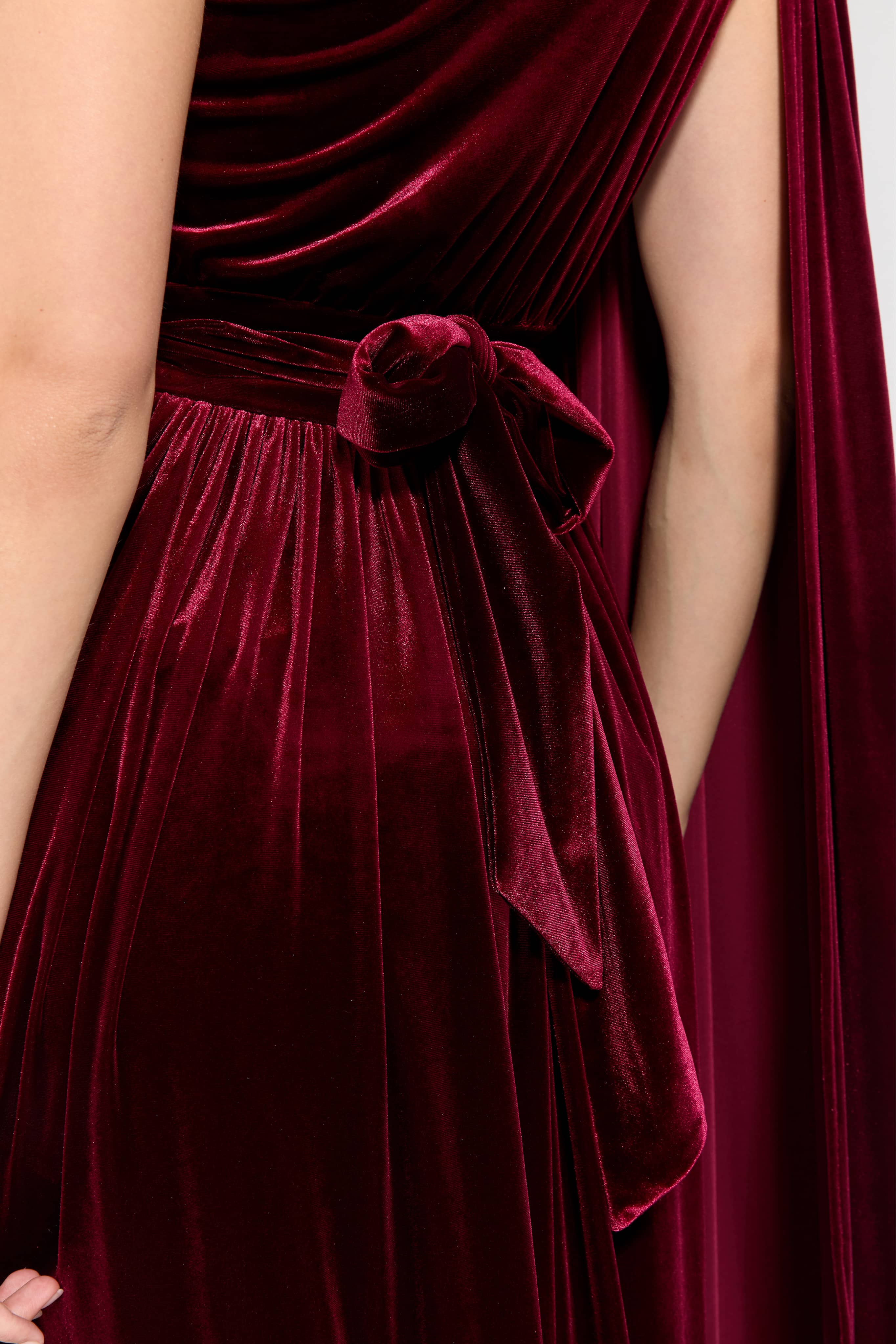 Baglioni Burgundy Gown