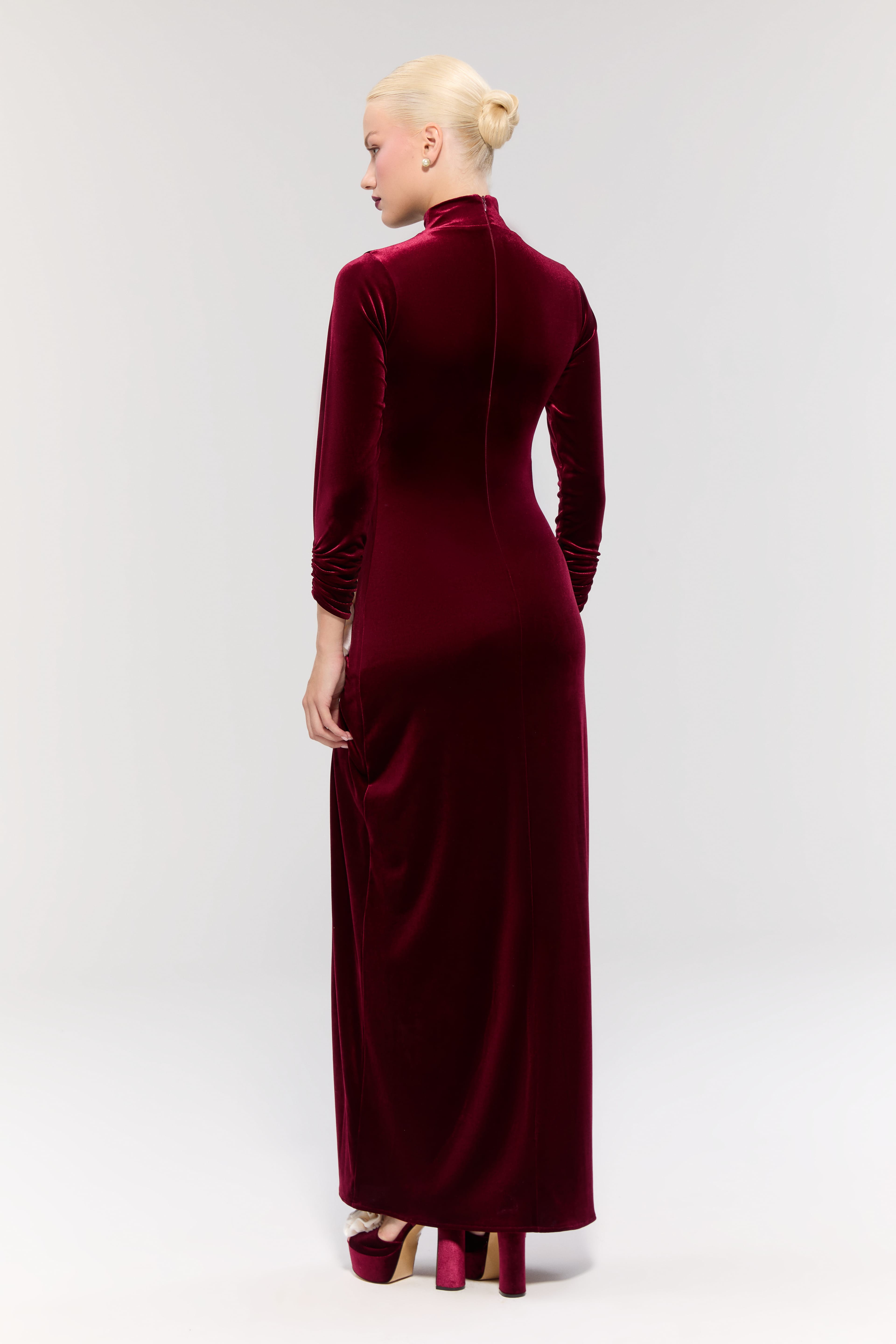 Queen’s Chamber Burgundy Dress
