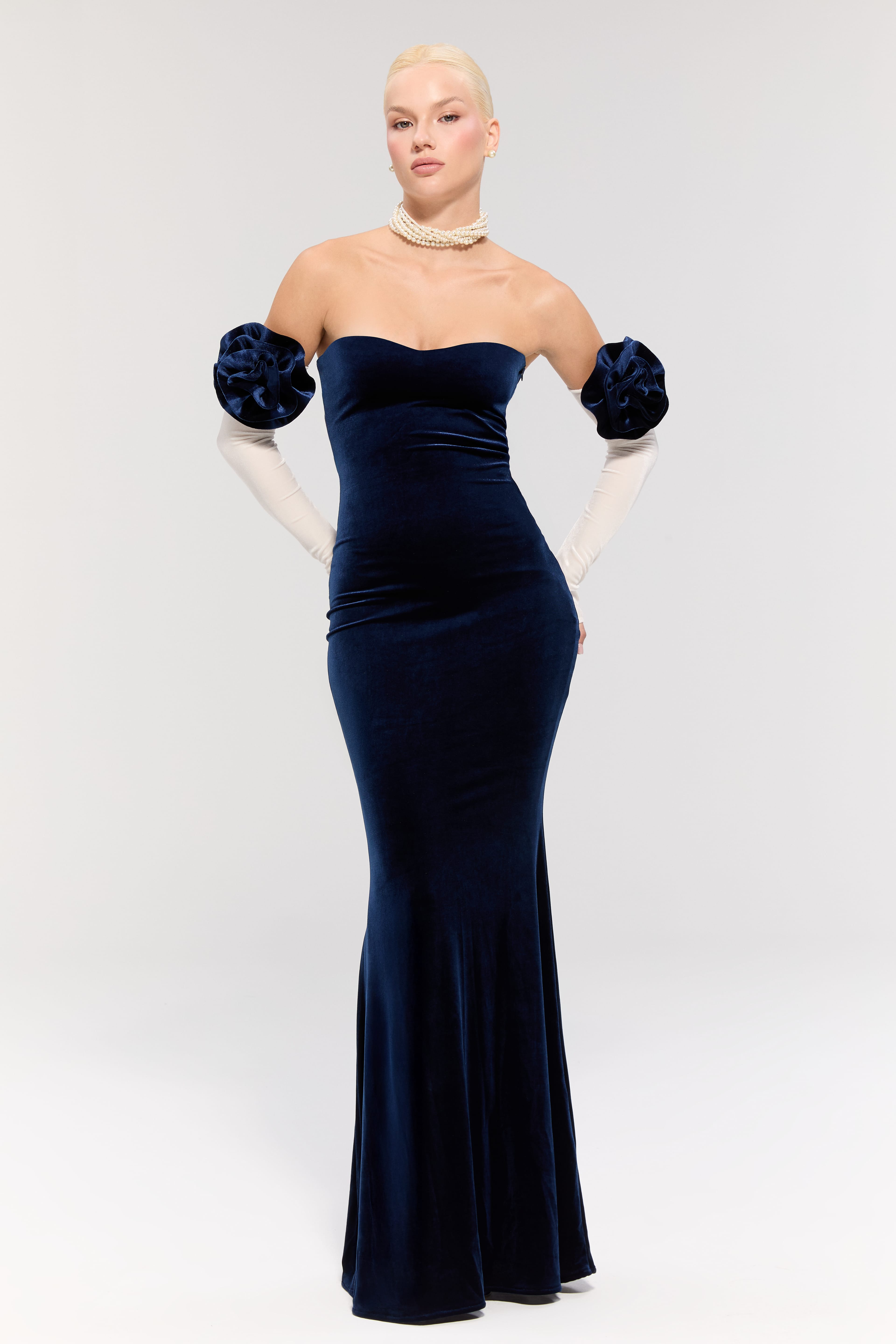 Versailles Rose N&W Gown