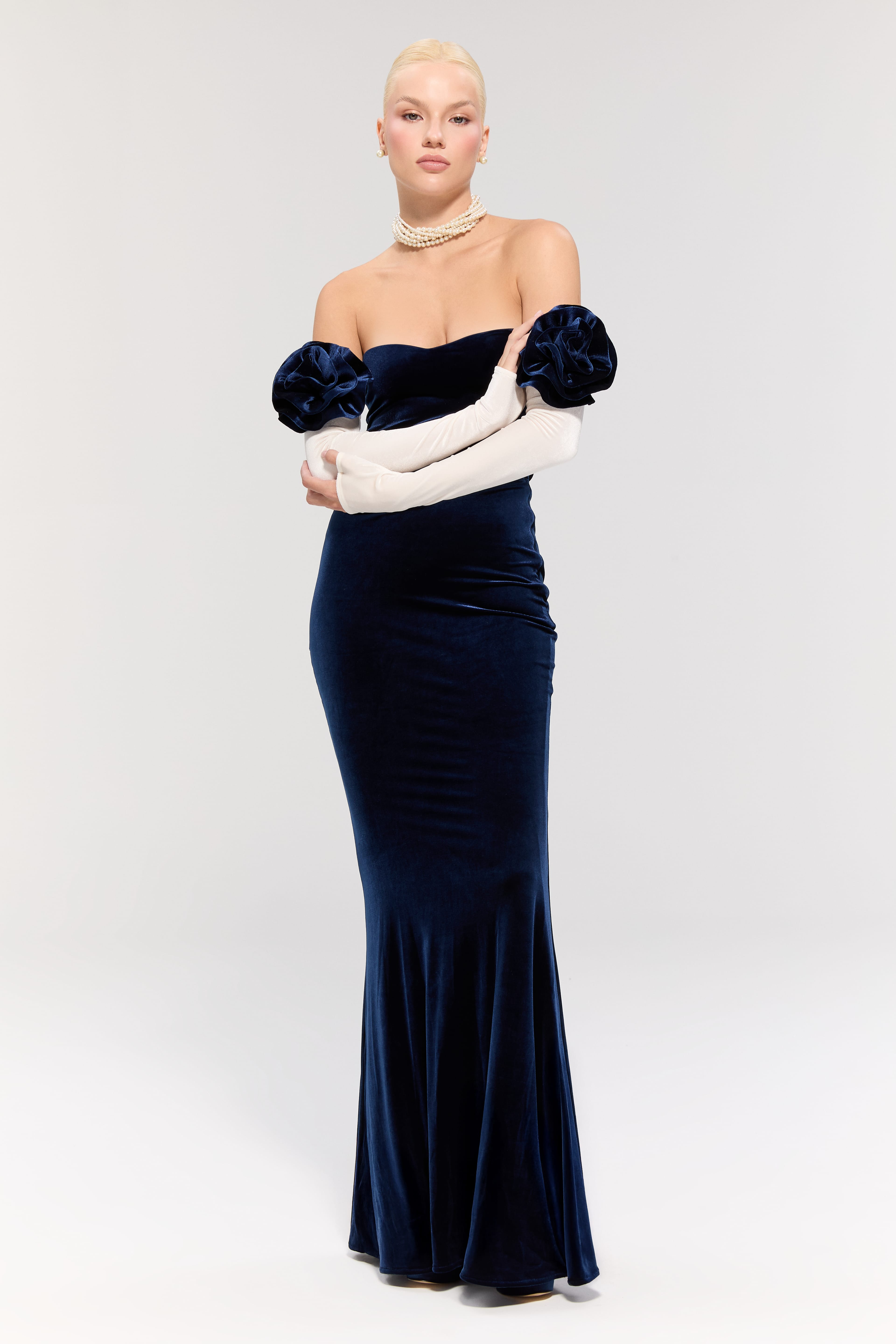 Versailles Rose N&W Gown