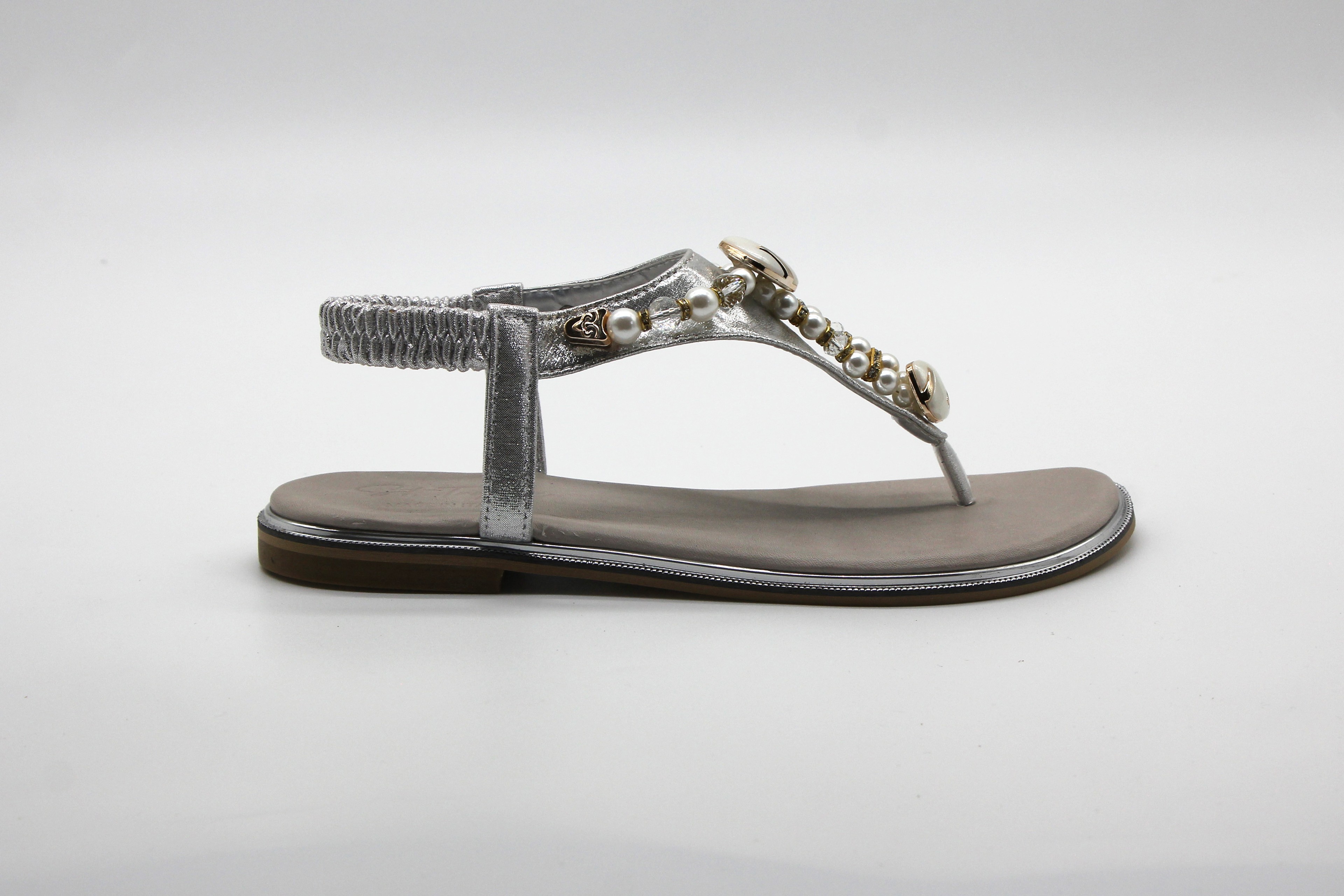 D&E Kadın Taşlı Parmak Arası Sandalet - Gümüş
