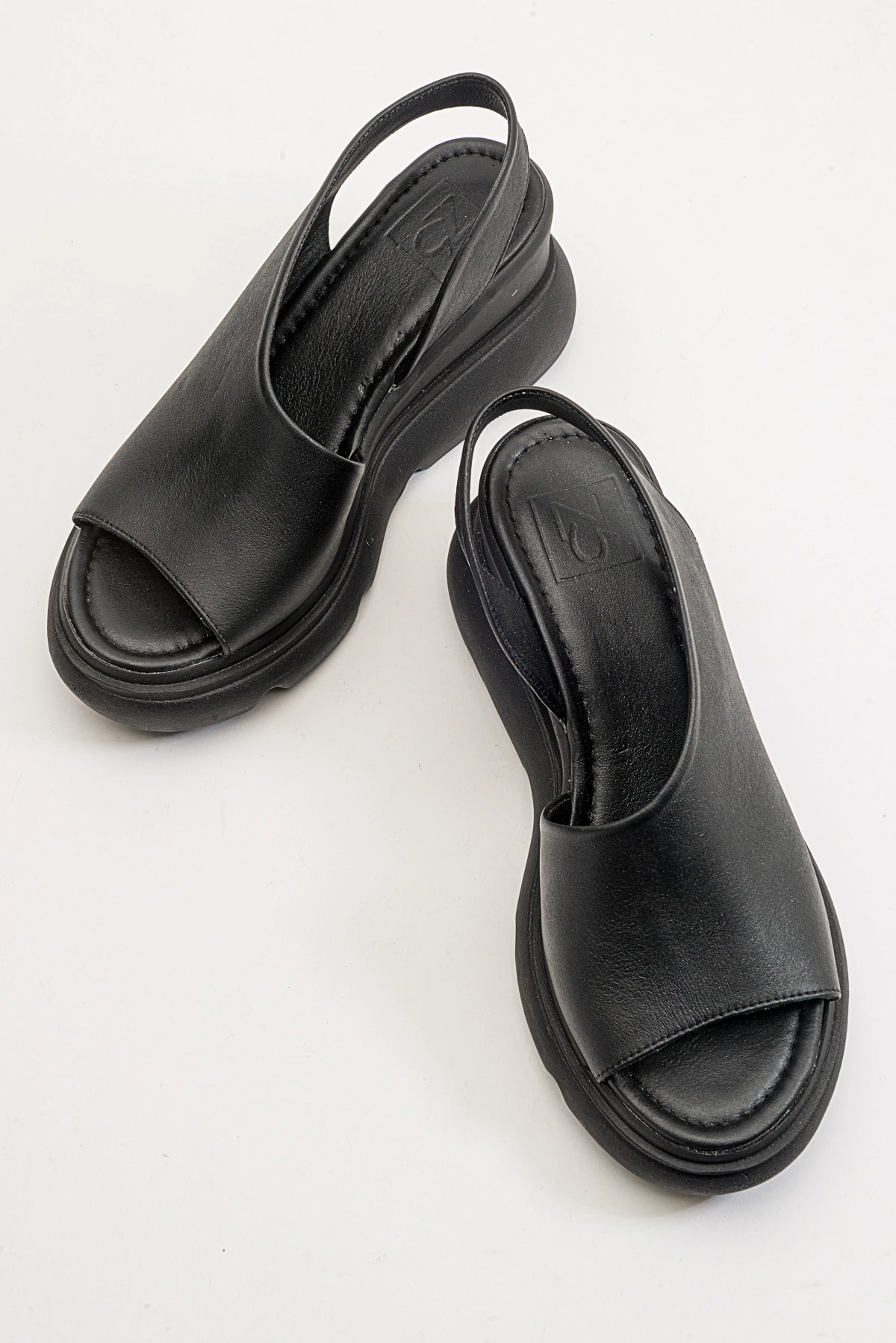 Wella Kadın Dolgu Topuk Sandalet 7712