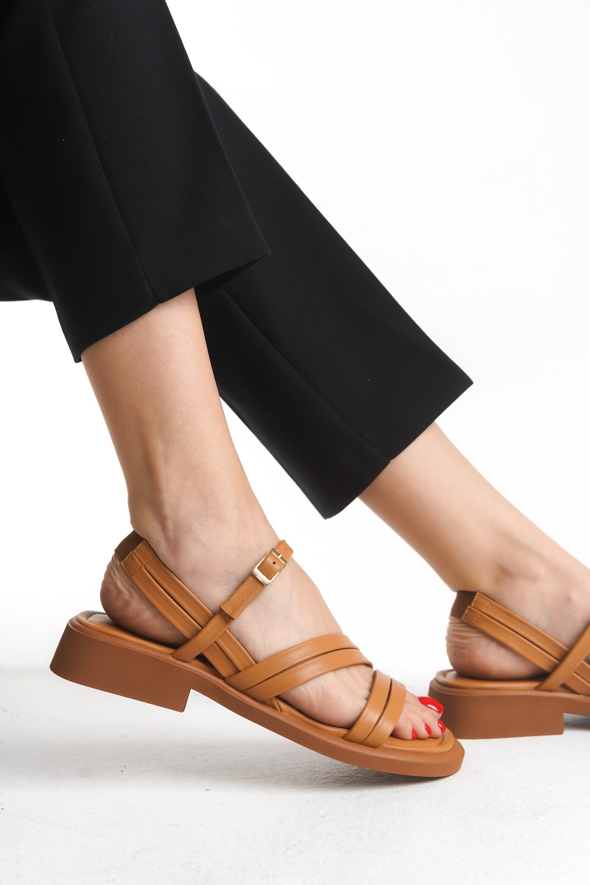 Sur Sandalet Kadın Taba Deri Spor Sandalet ARK-M-555-T