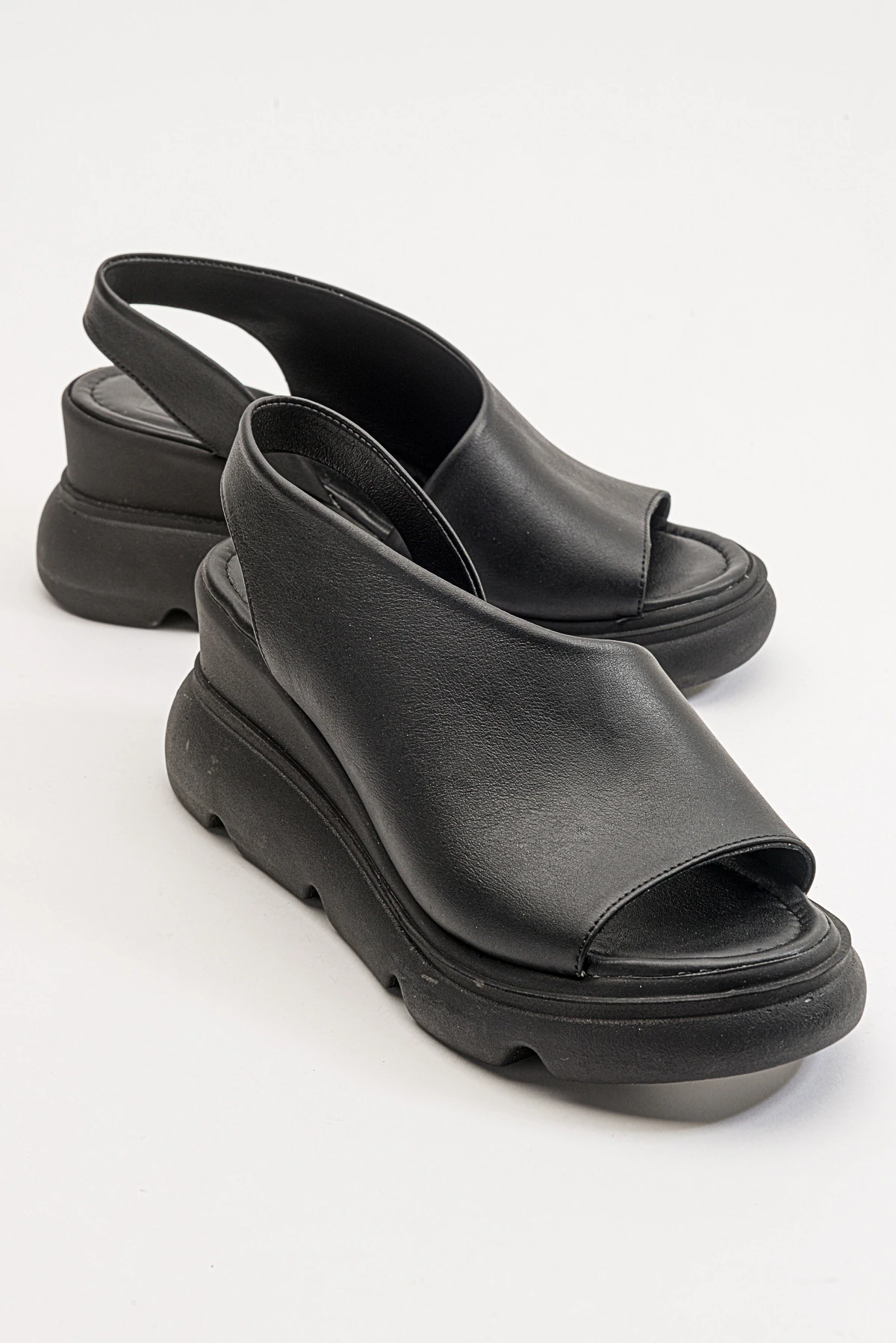 Wella Kadın Dolgu Topuk Sandalet 7712