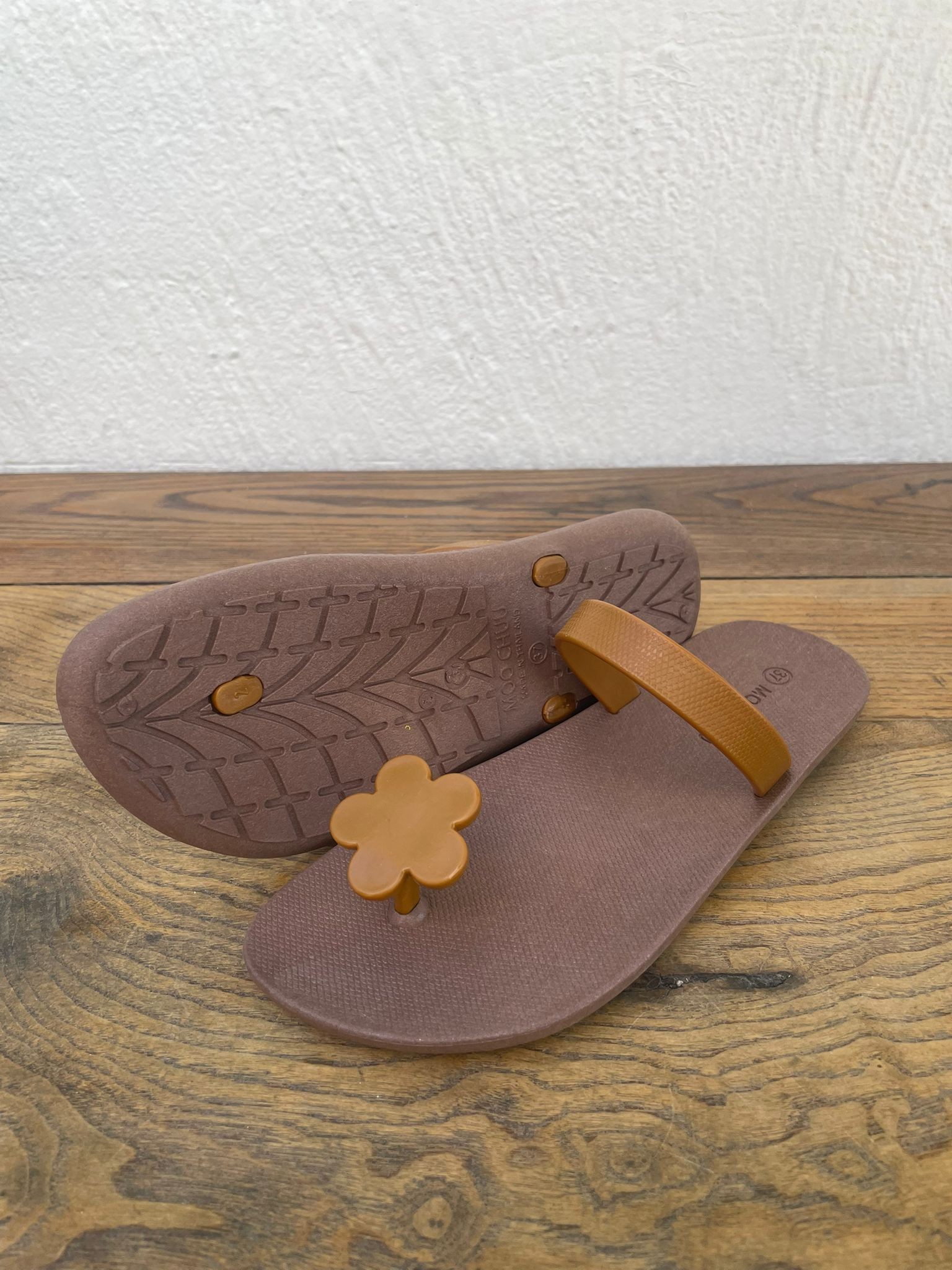 Moochuu Kadın Parmak Arası Plaj Terlik Sweety Flower MCH00YS25009