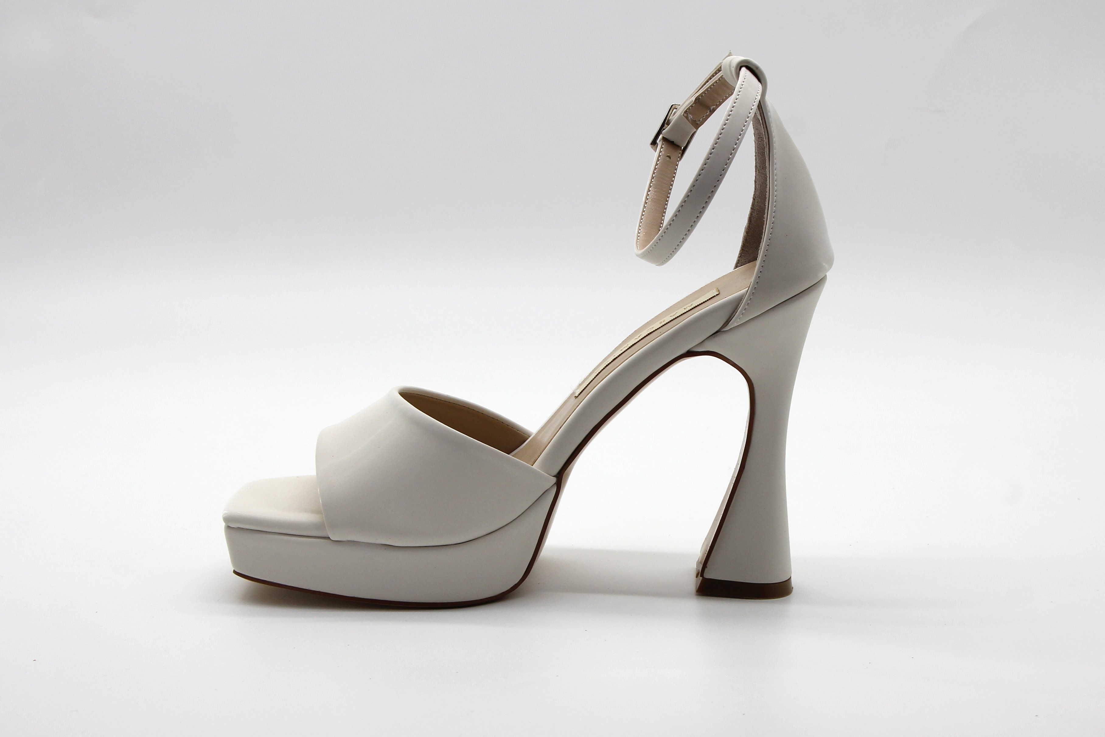 Marcamiss Kadın Platform Sandalet - Beyaz