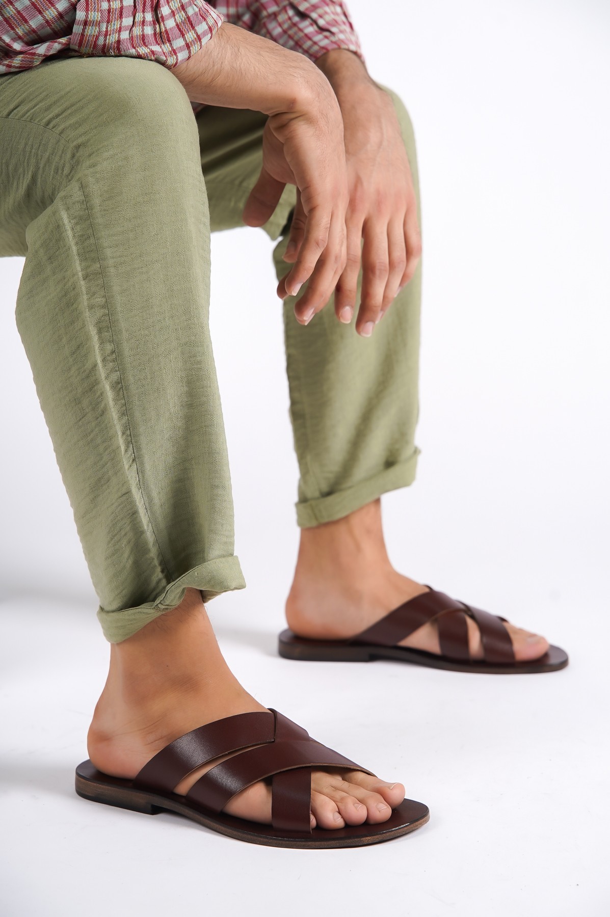 Sur Sandalet El Yapımı Kösele Erkek Bodrum Terlik - Kahverengi