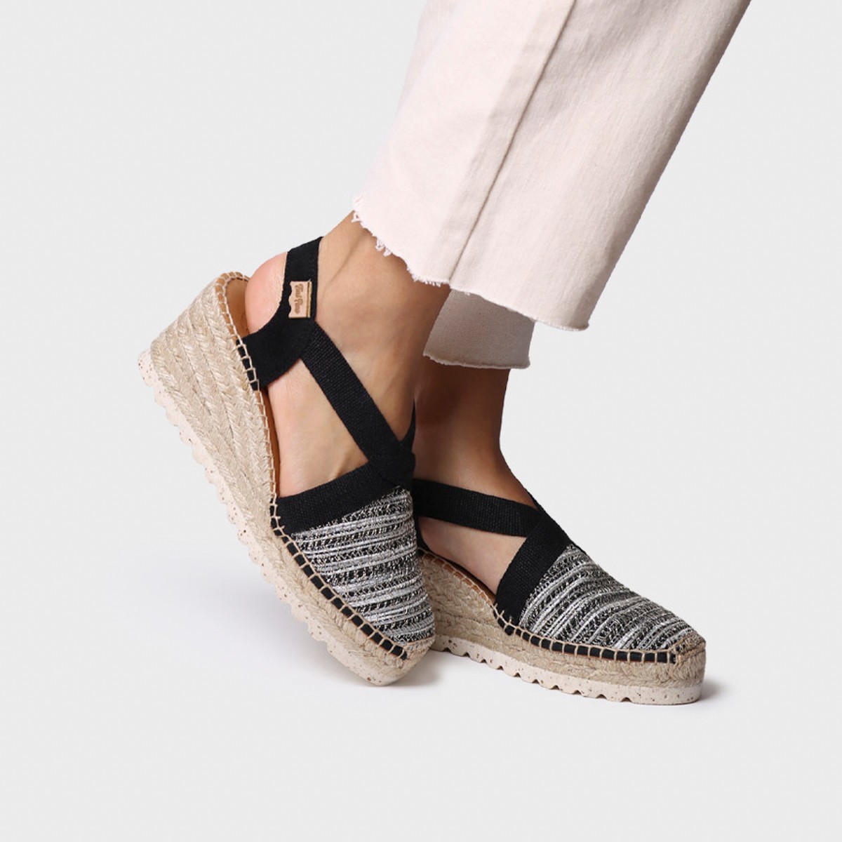 Toni Pons Terra Cl Kadın Siyah Gümüş Dolgu Topuk Espadril 1TONW2025139