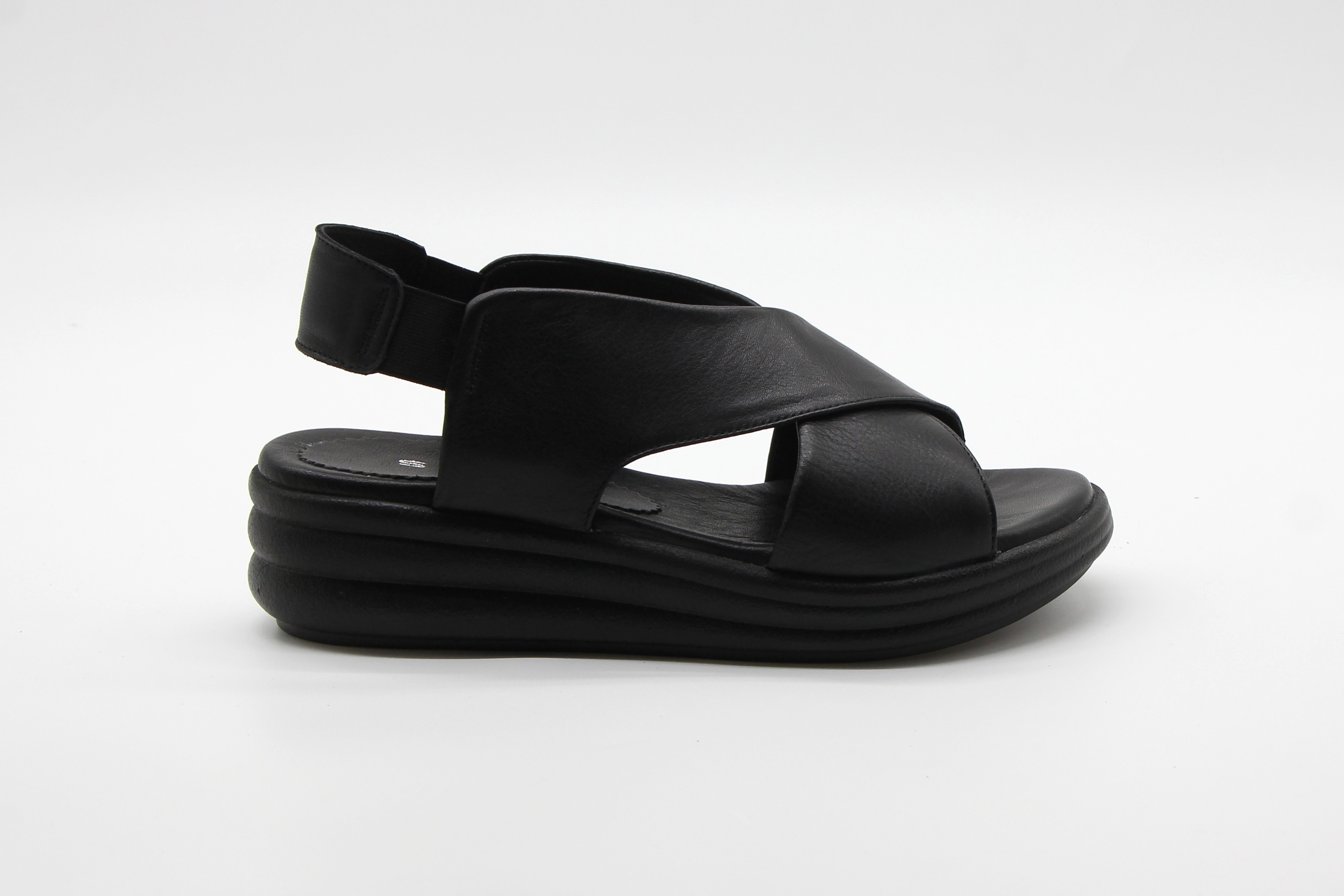 Shes Kadın Deri Günlük Dolgu Topuk Sandalet - Siyah