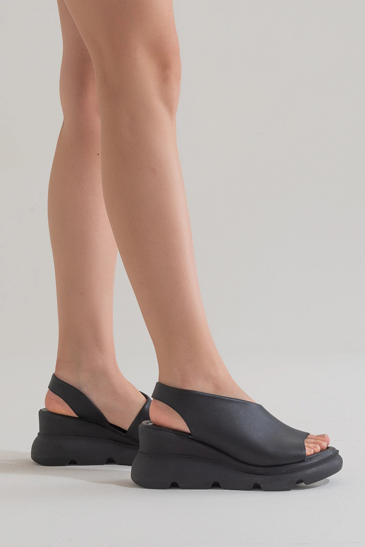 Wella Kadın Dolgu Topuk Sandalet 7712