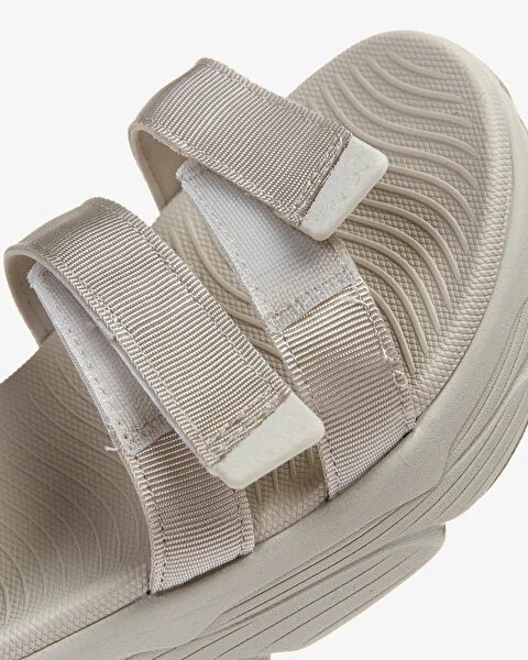 Skechers Max Cushıonıng Lured Kadın Bej Sandalet 140218 NAT