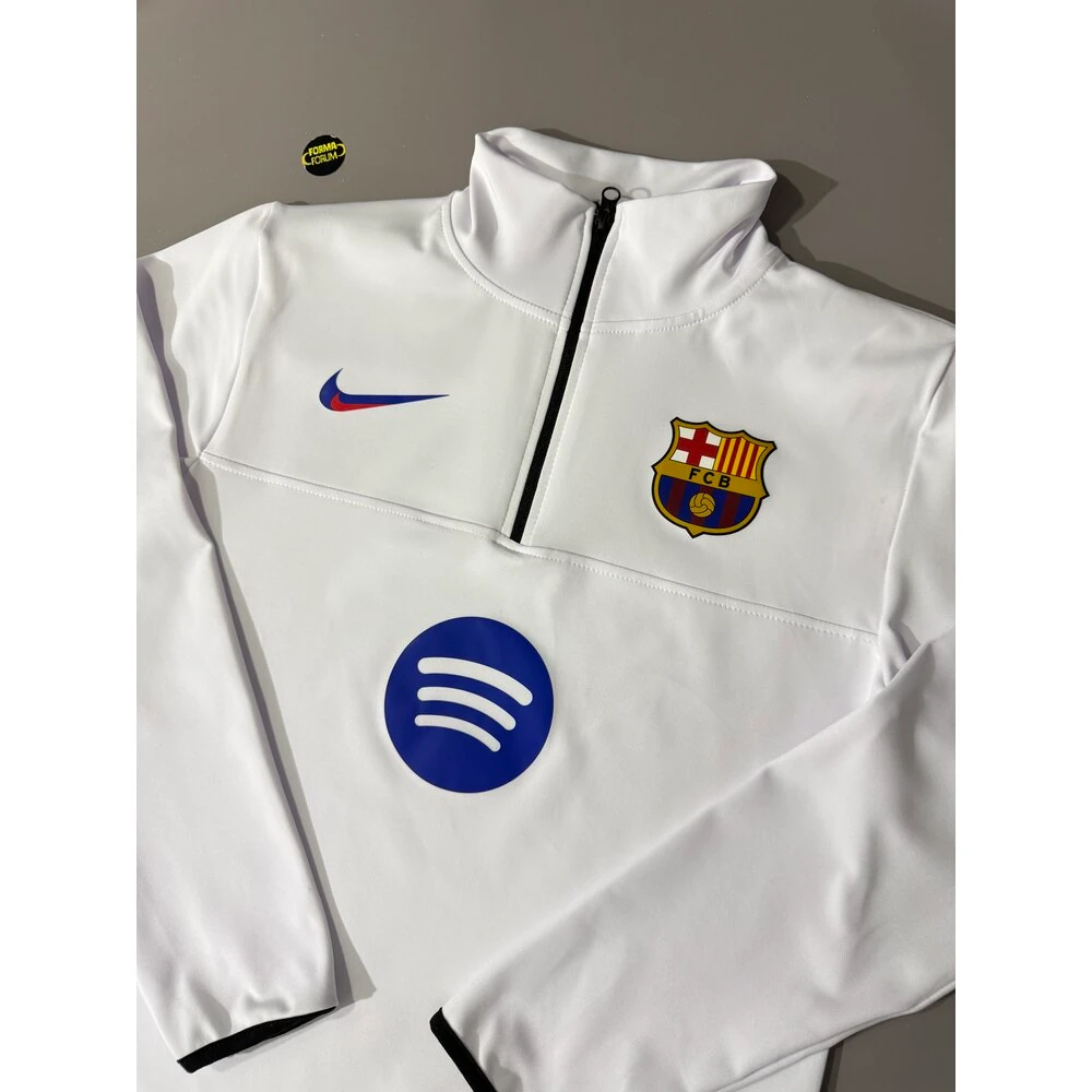 Barcelona White Scuba ⭐️