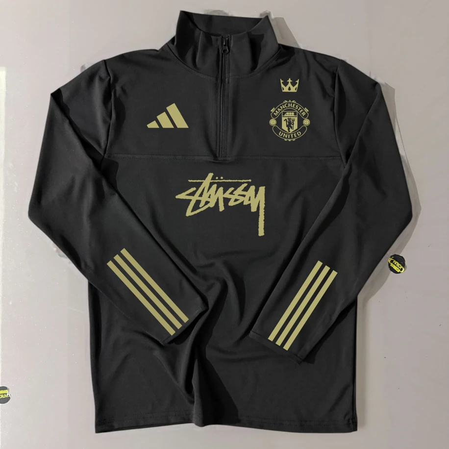 Manchester United Gold Black Special Scuba ⭐️