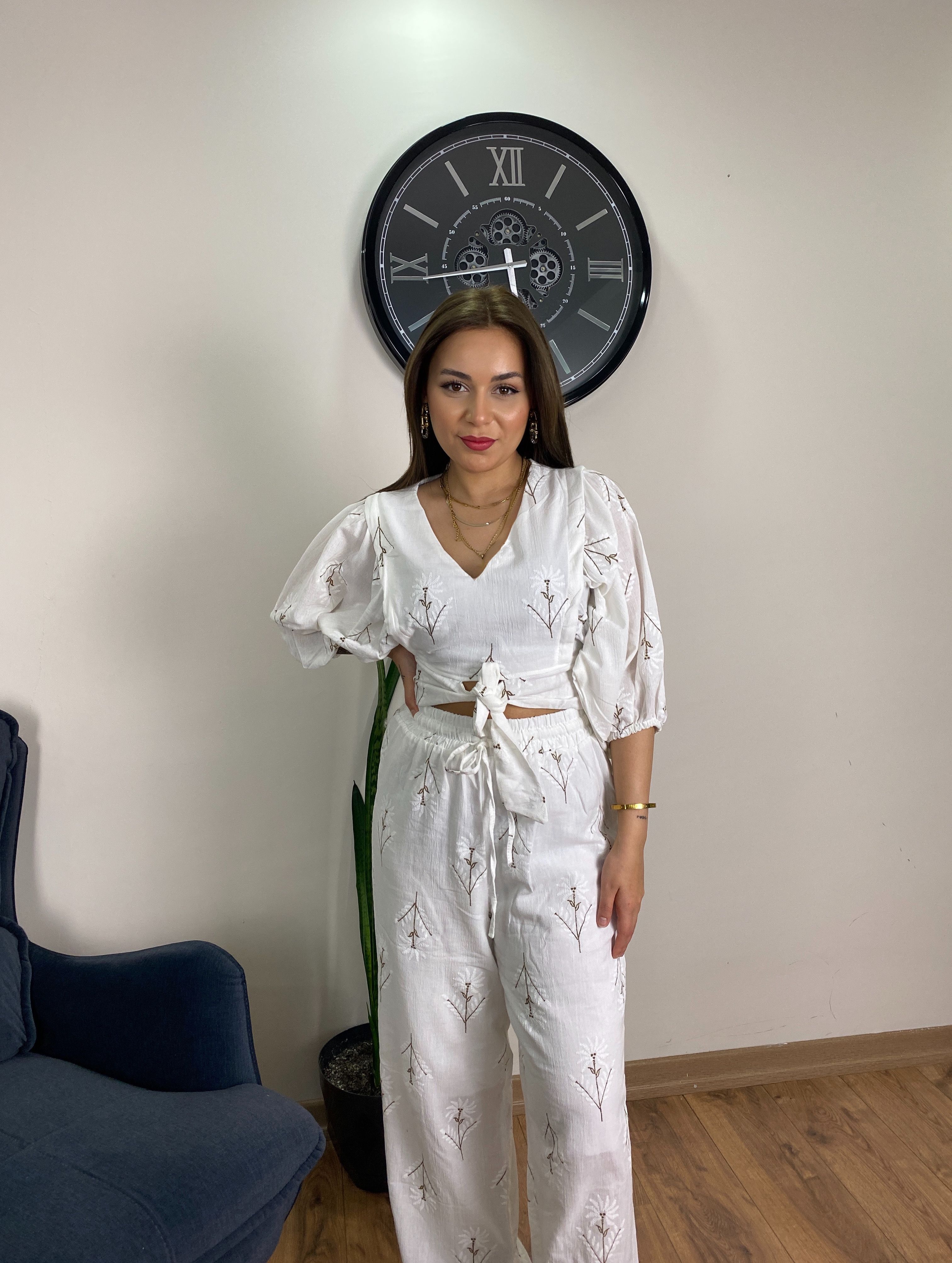 Desenli Önden Bağlamalı Keten Takım