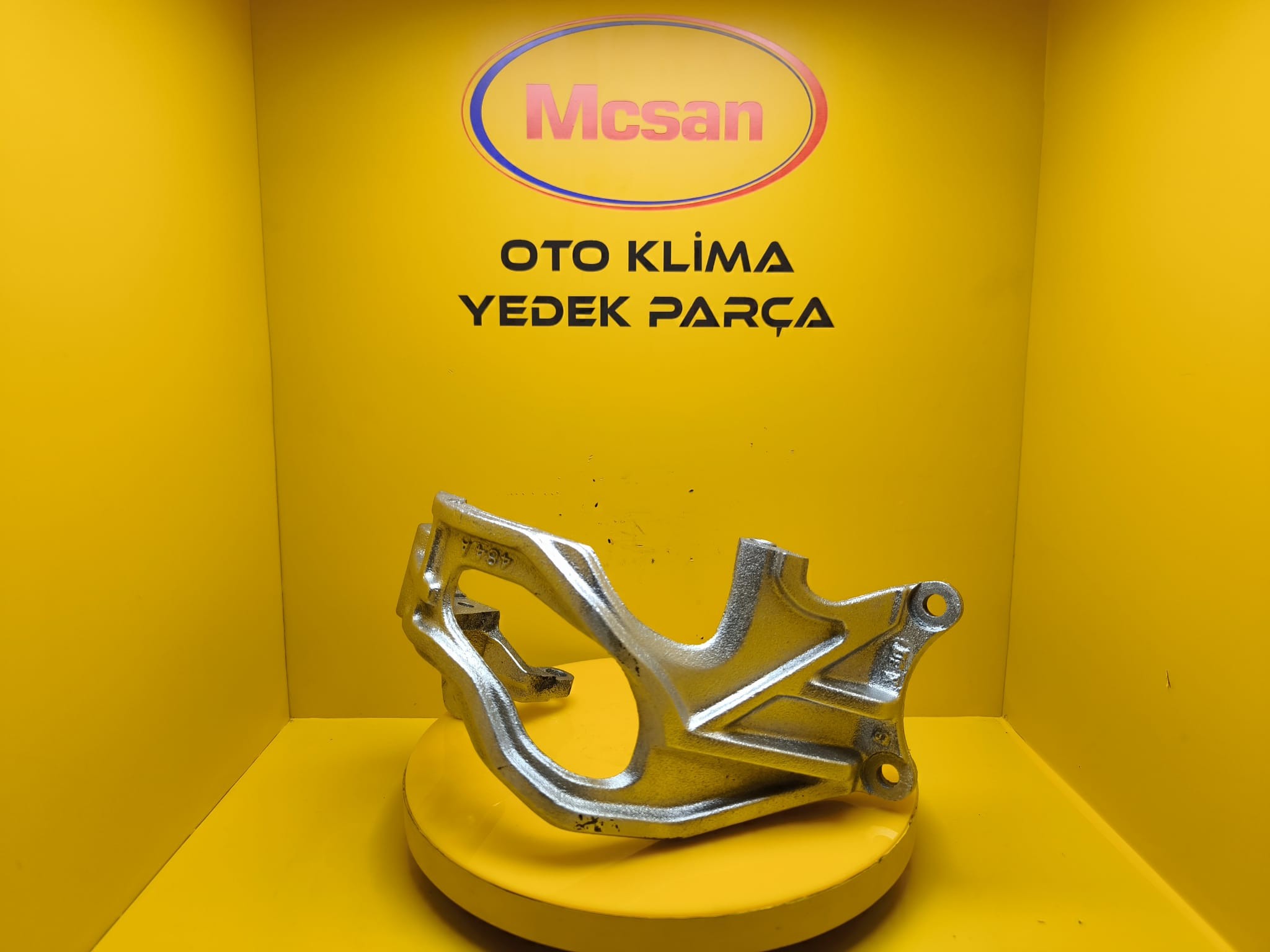 Daihatsu Terios Klima Kompresör Bağlantı Ayağı Braket 2462604591
