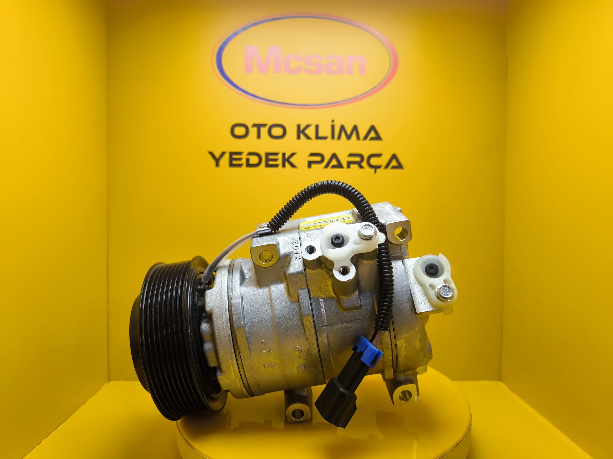 John Deere Traktör Klima Kompresörü RE284680