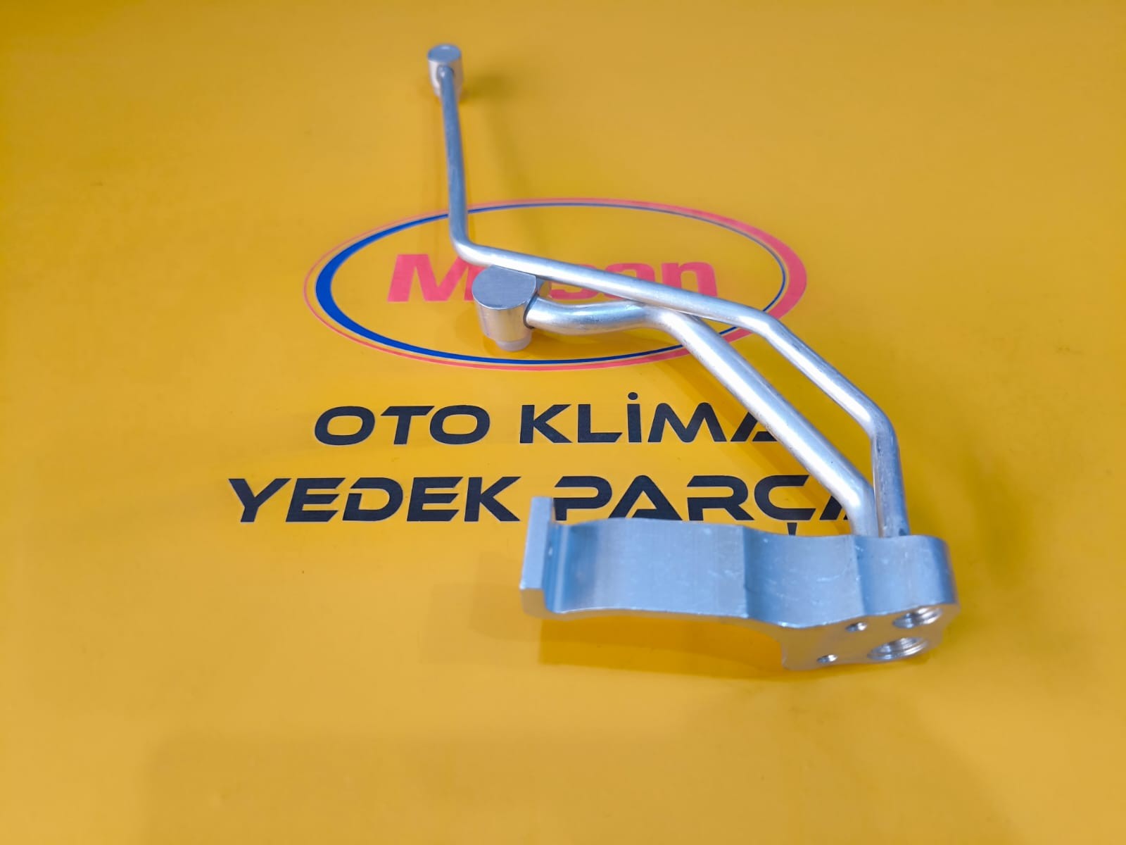 Hyundai Accent Blue Radyatörden Çıkan Çatak Klima Hortumu