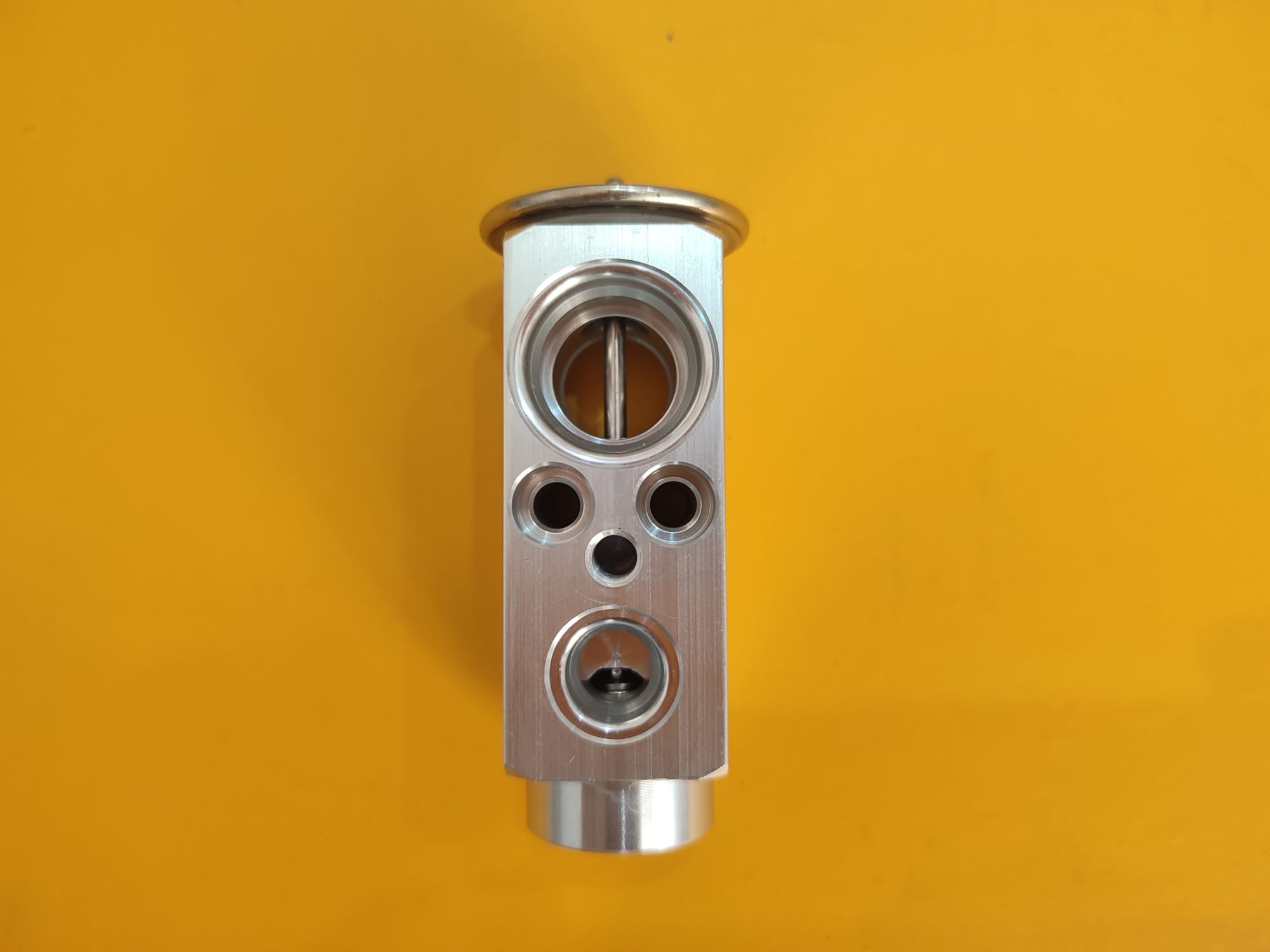 Mercedes W124 - W140 Kasa Expansion Genleşme Valfi 1408300484