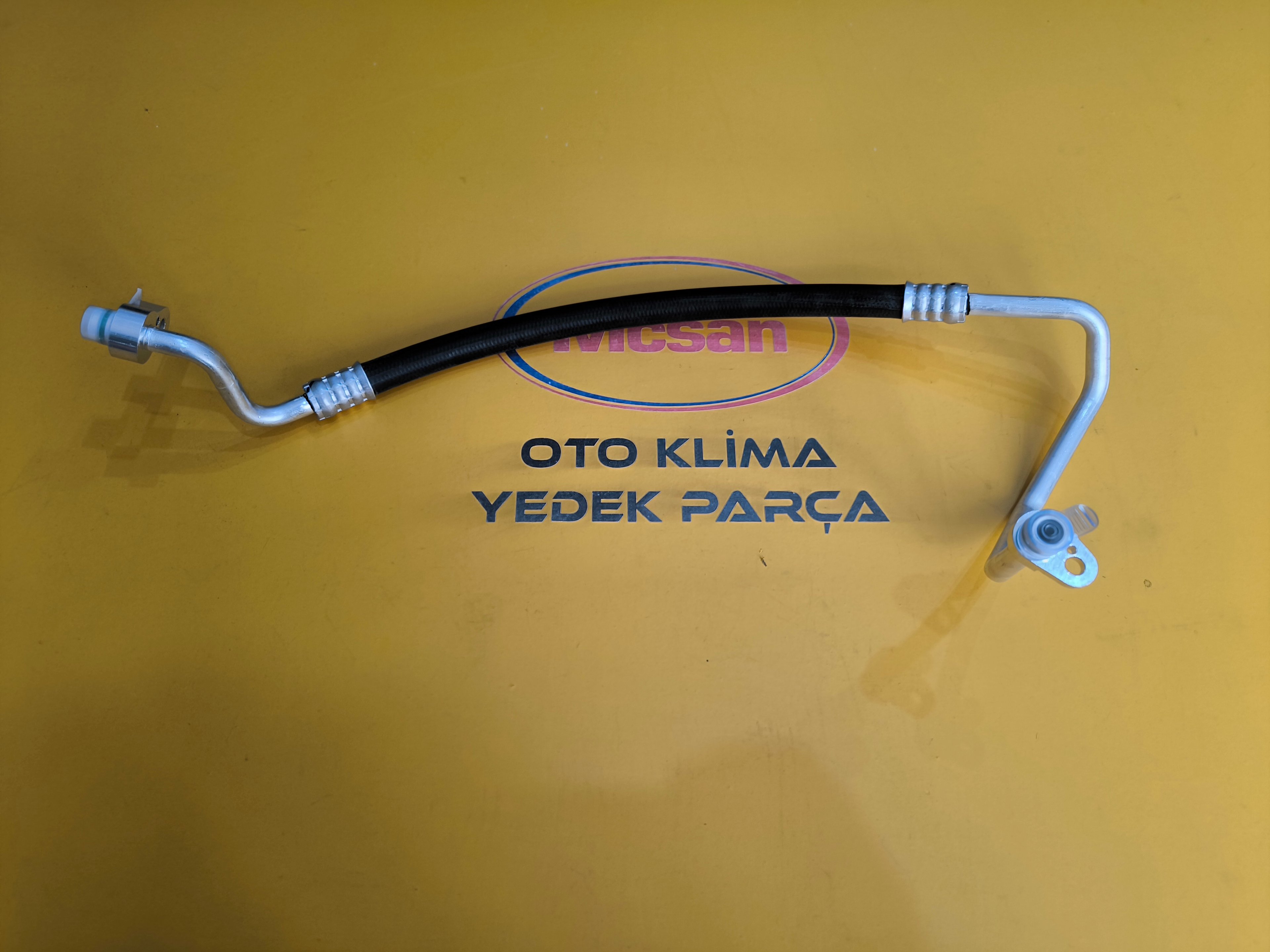 Audi A3 Kompresör Radyatörü Arası Klima Hortumu 5Q816721K