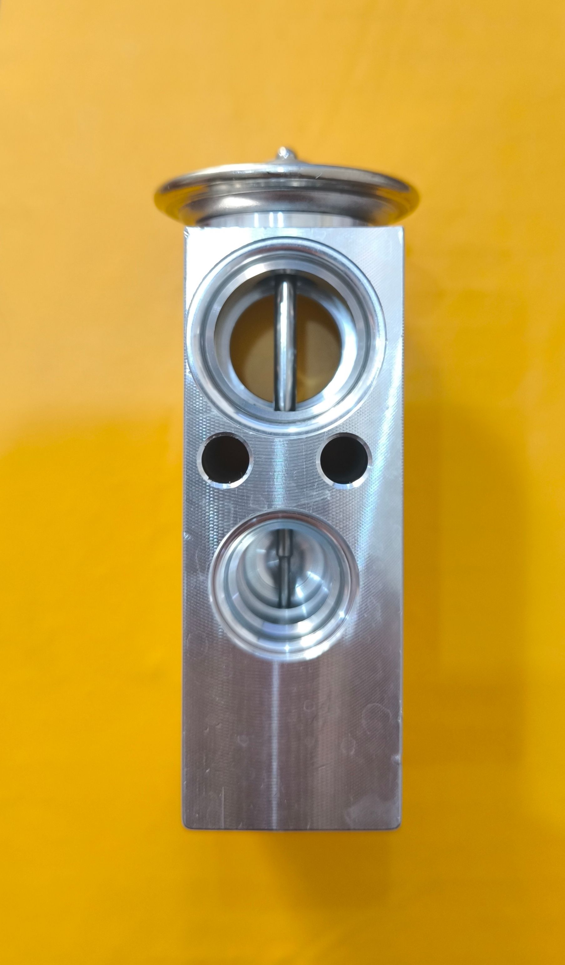 Mercedes W204 Expansion Genleşme Valfi 2128300284