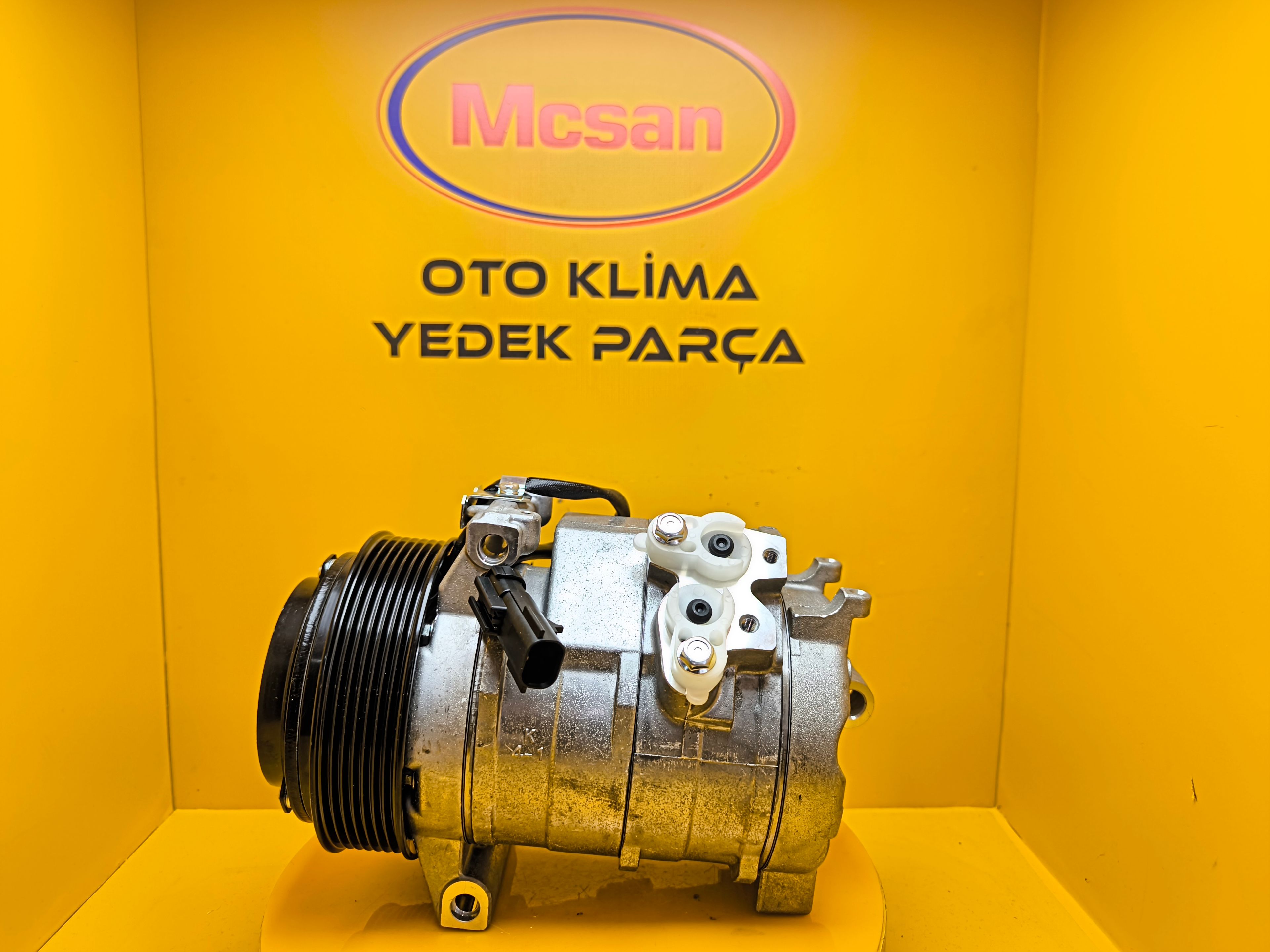 Chrysler 300C 2005-2012 Klima Kompressörü 55116835AC