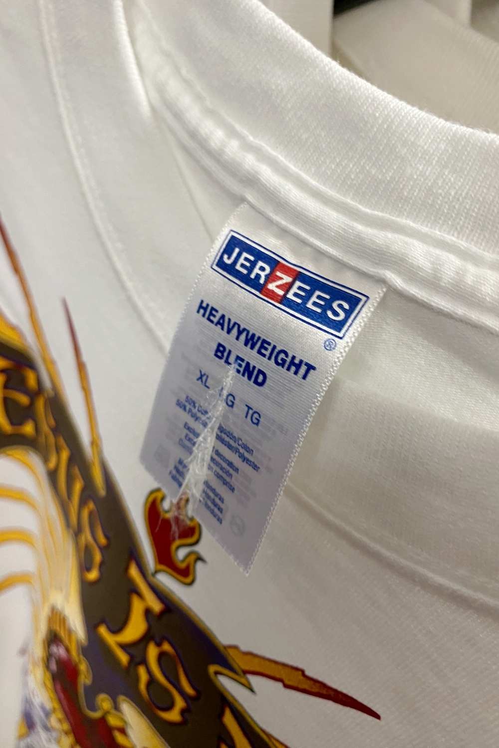 T-SHIRT