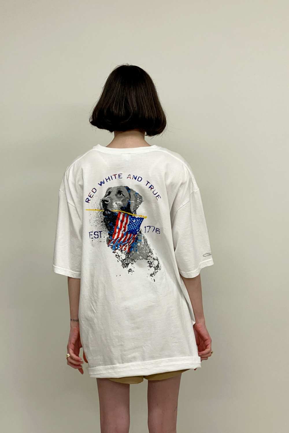 T-SHIRT