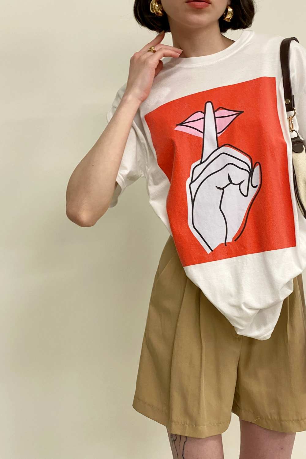 T-SHIRT