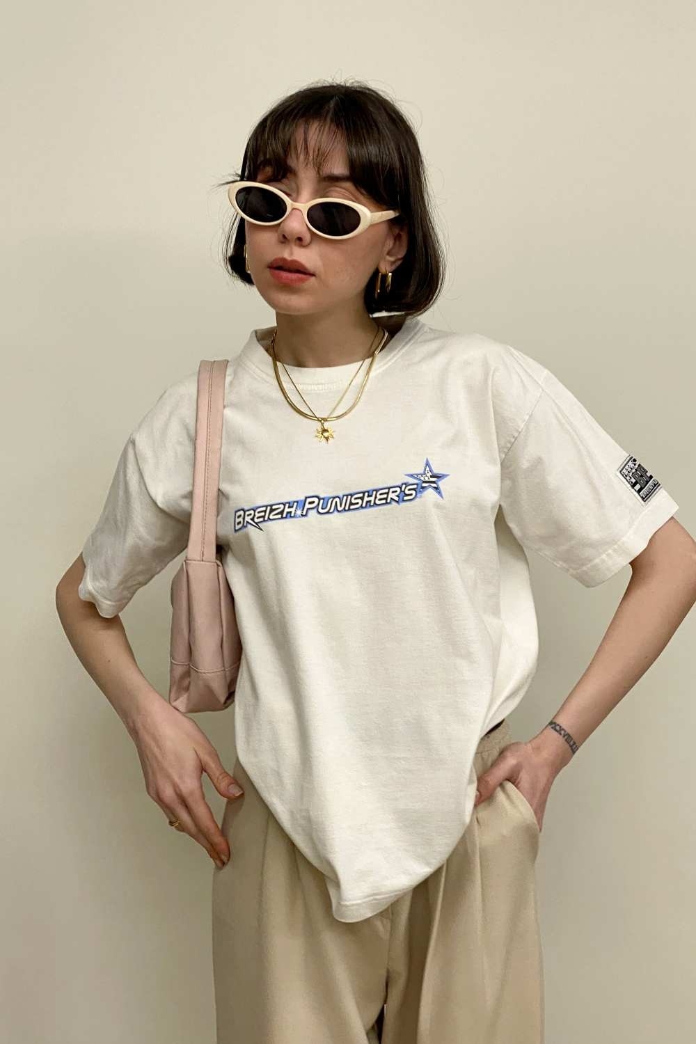 T-SHIRT
