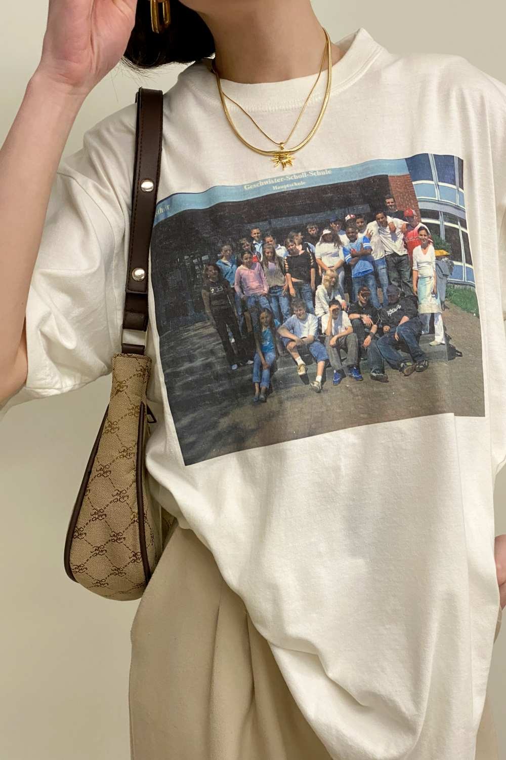 T-SHIRT