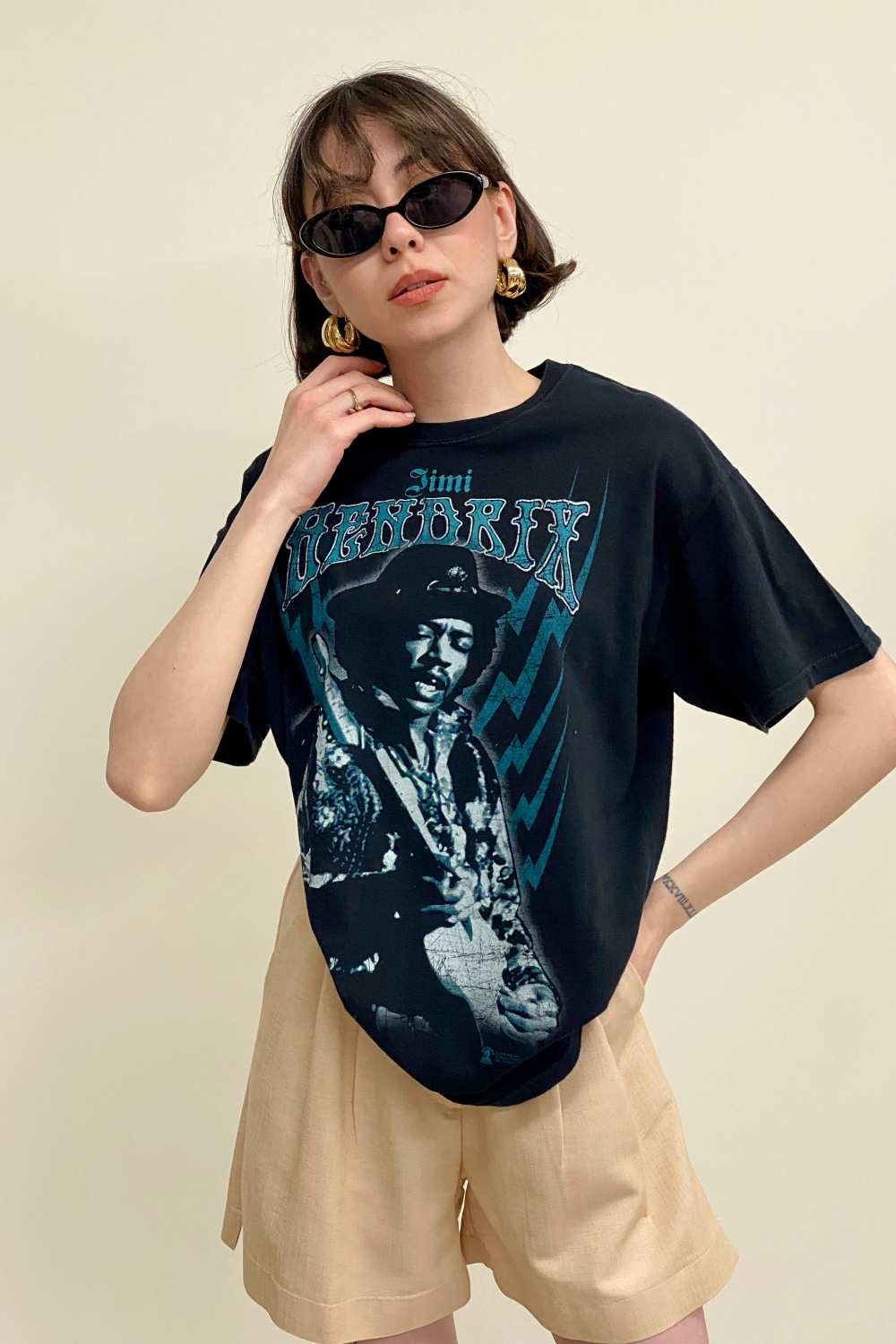 T-SHIRT
