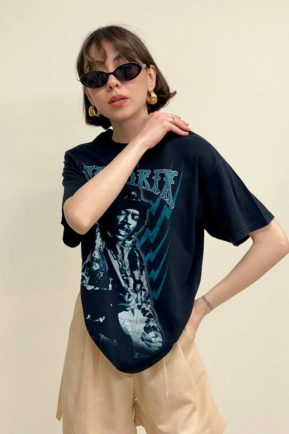 T-SHIRT