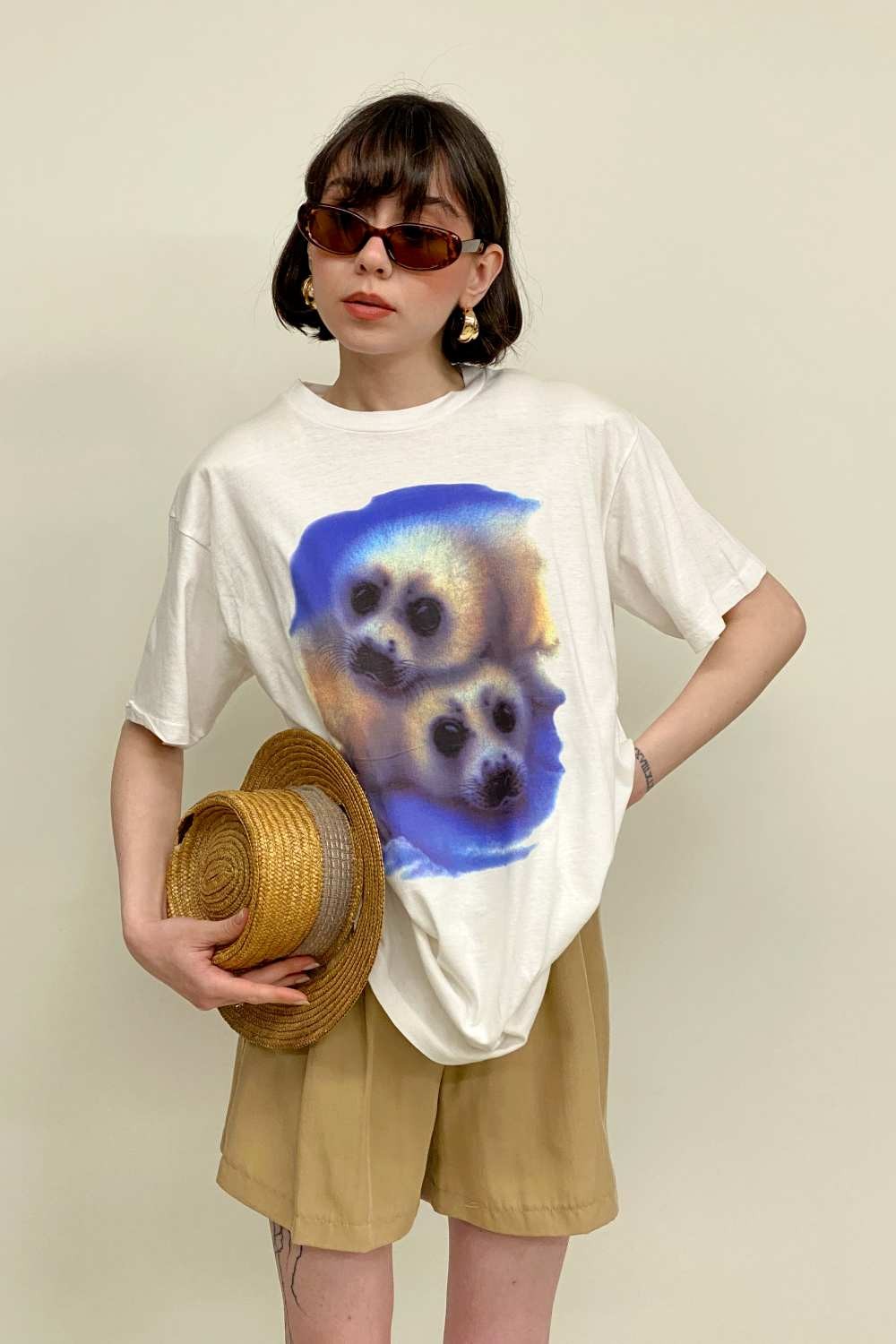 T-SHIRT