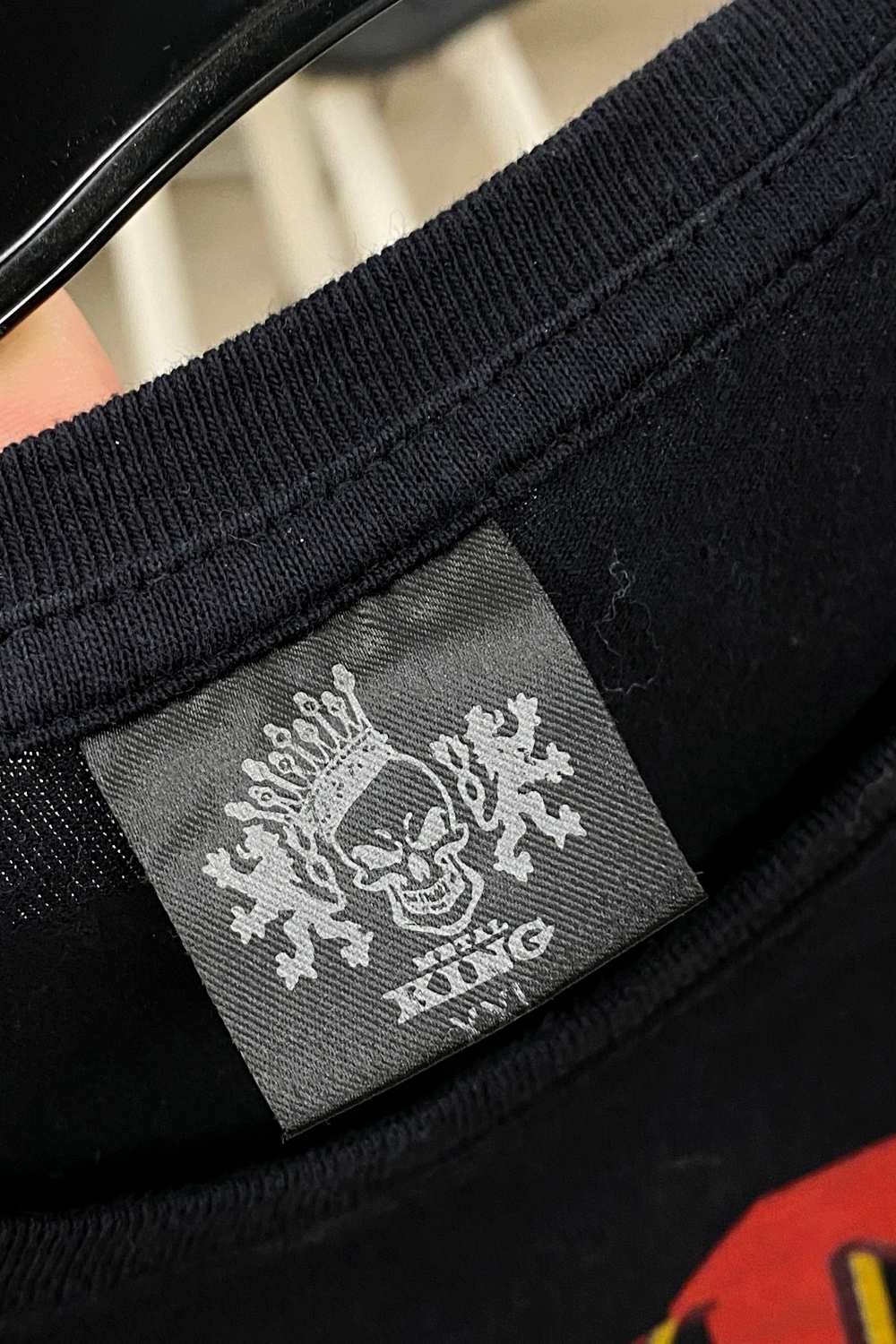 T-SHIRT