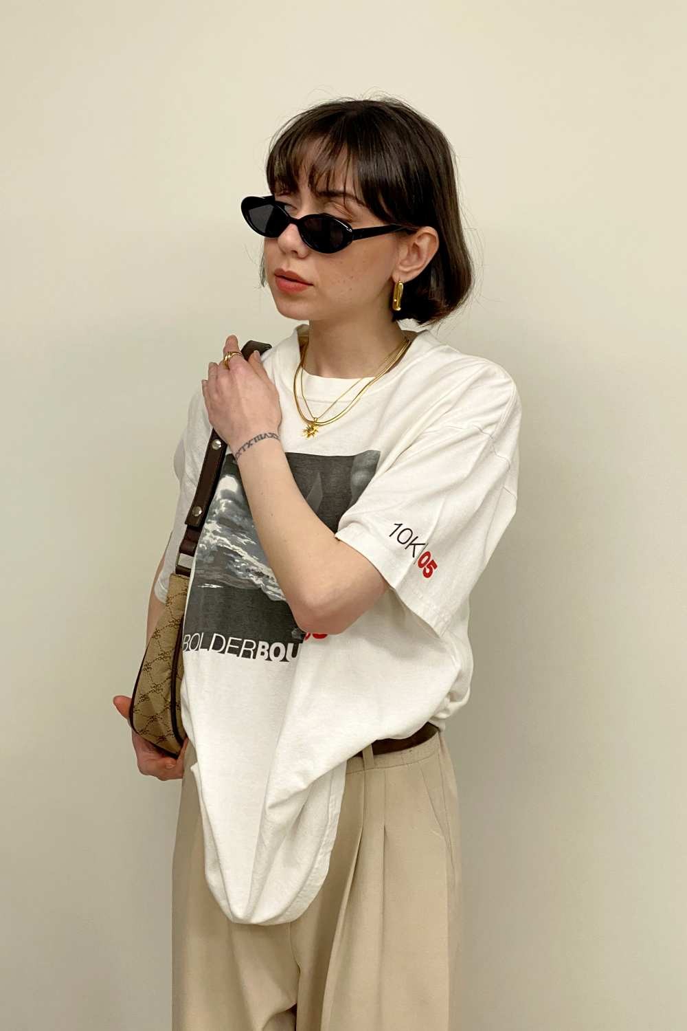 T-SHIRT