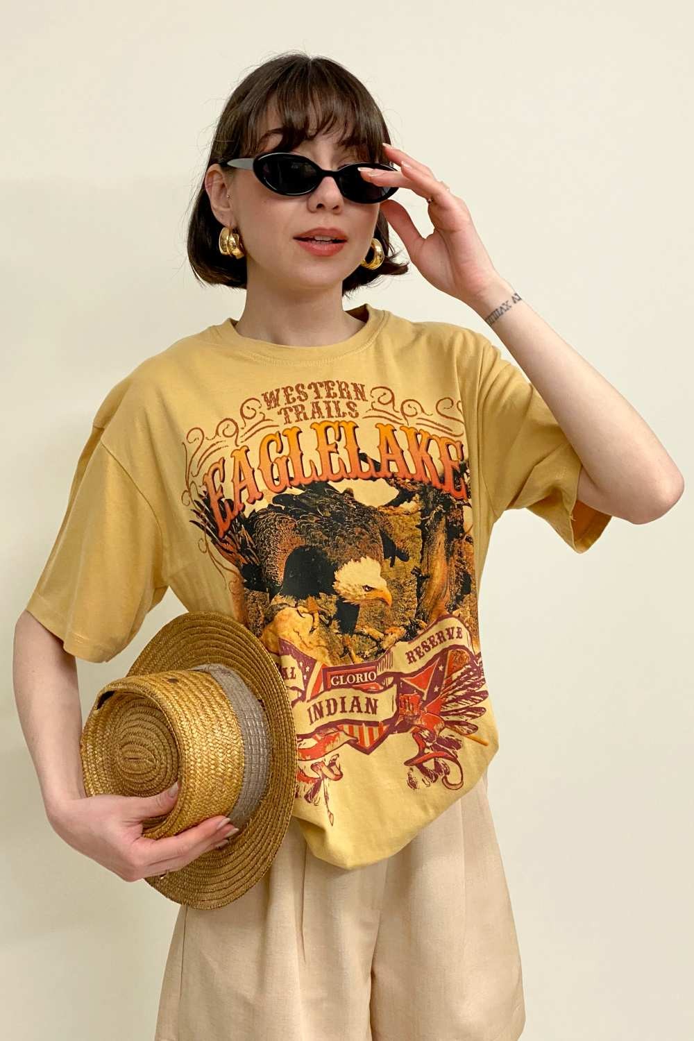 T-SHIRT