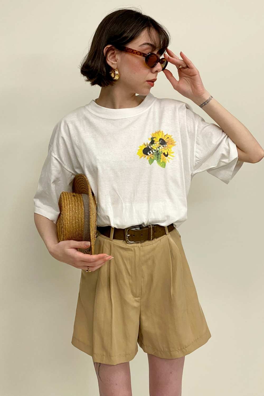 T-SHIRT