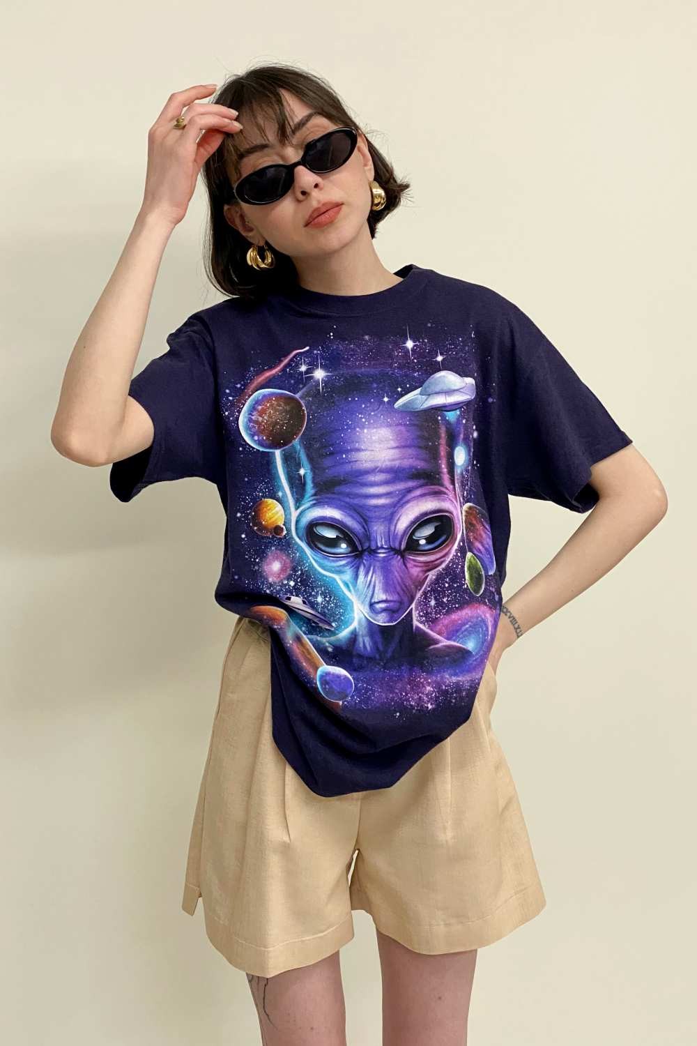 T-SHIRT