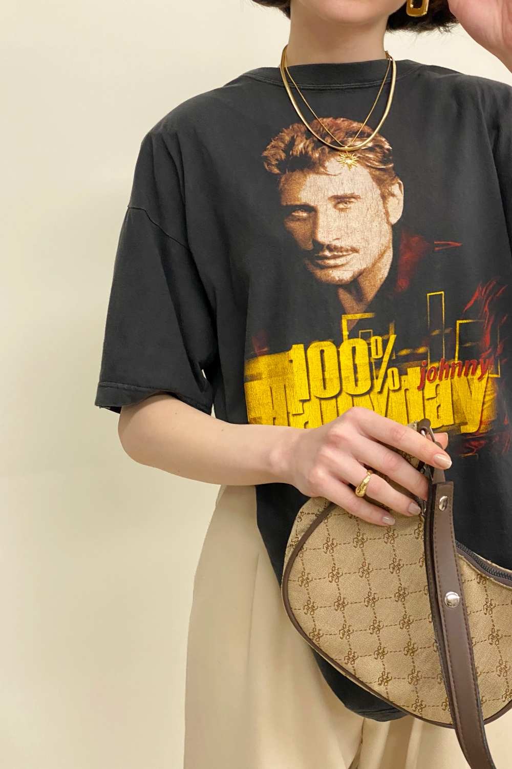 T-SHIRT