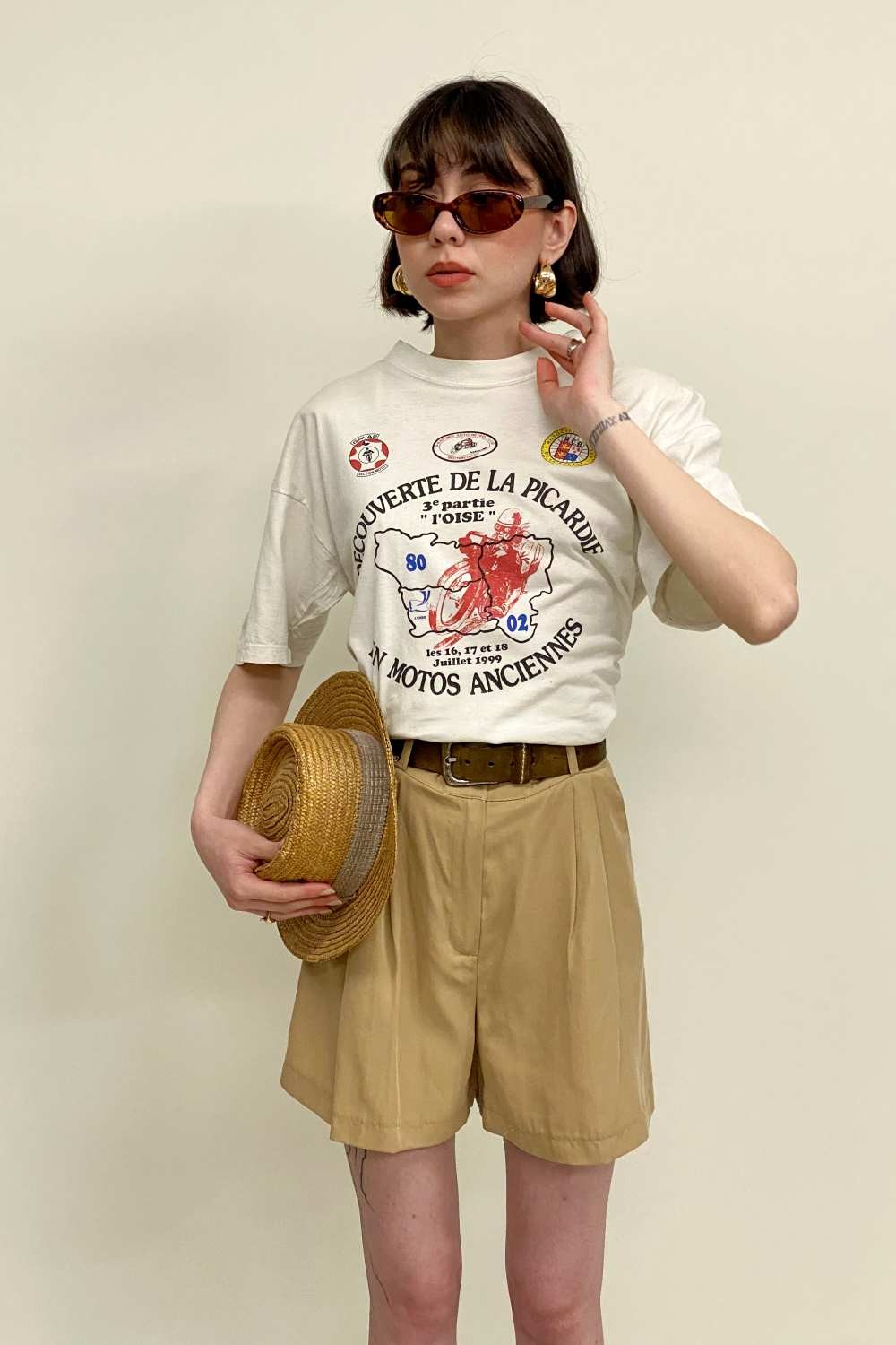 T-SHIRT
