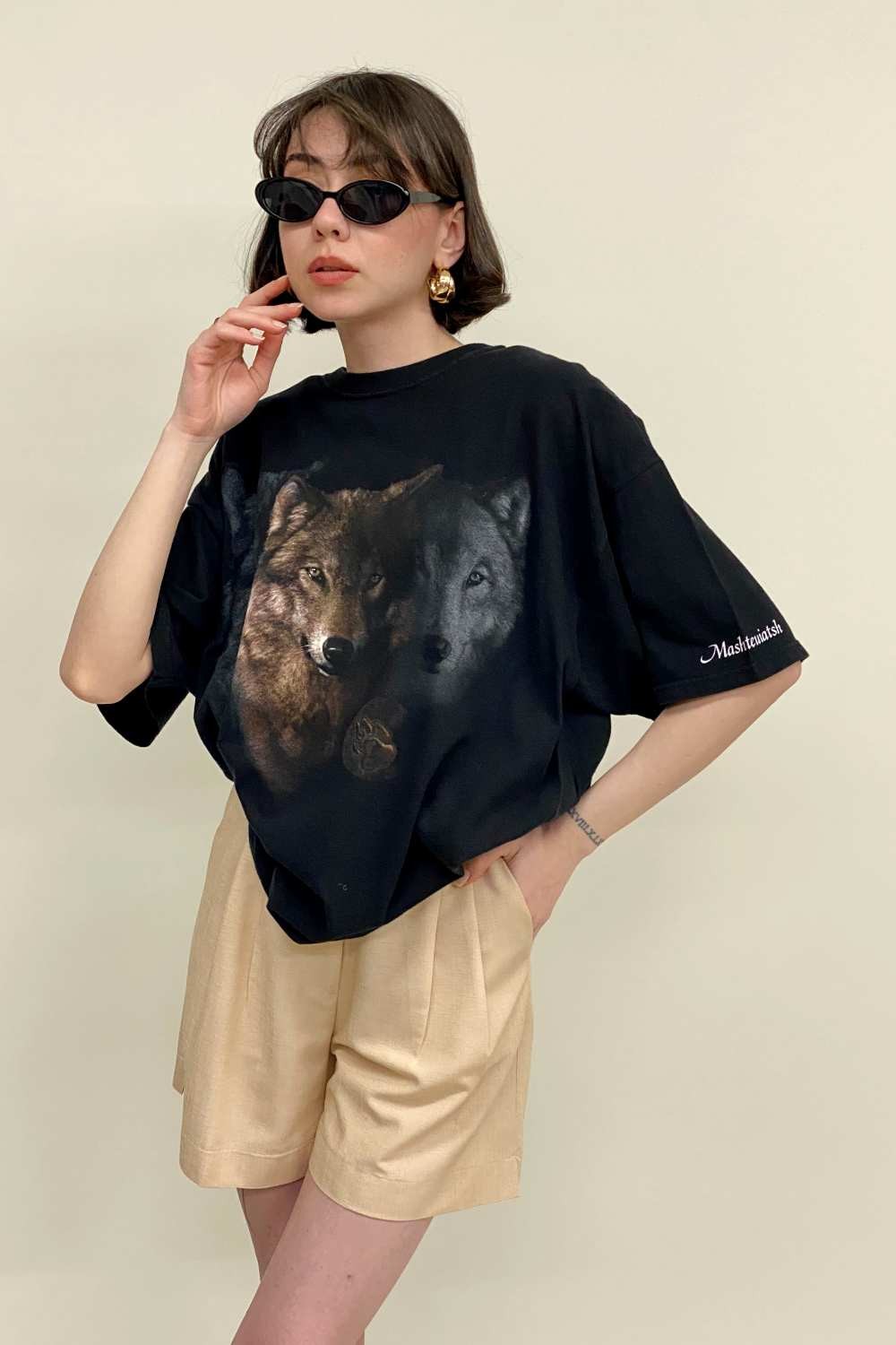 T-SHIRT